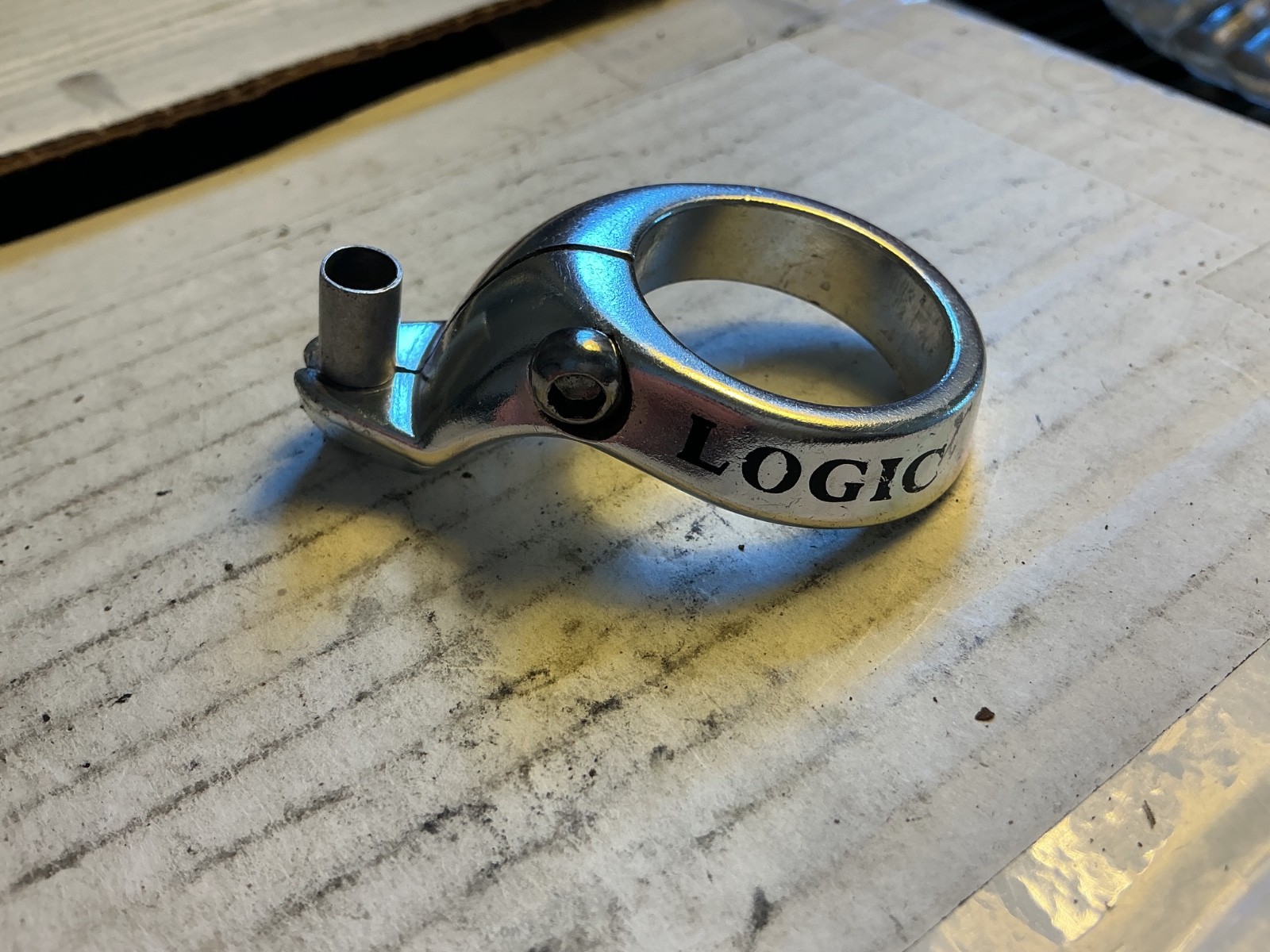 Ritchey front brake hanger