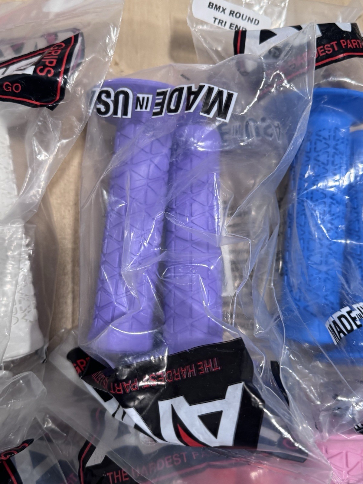 LOT OF 8 NEW AME BMX GRIPS ASSORTED COLORS OLDSCHOOL GT HARO REDLINE