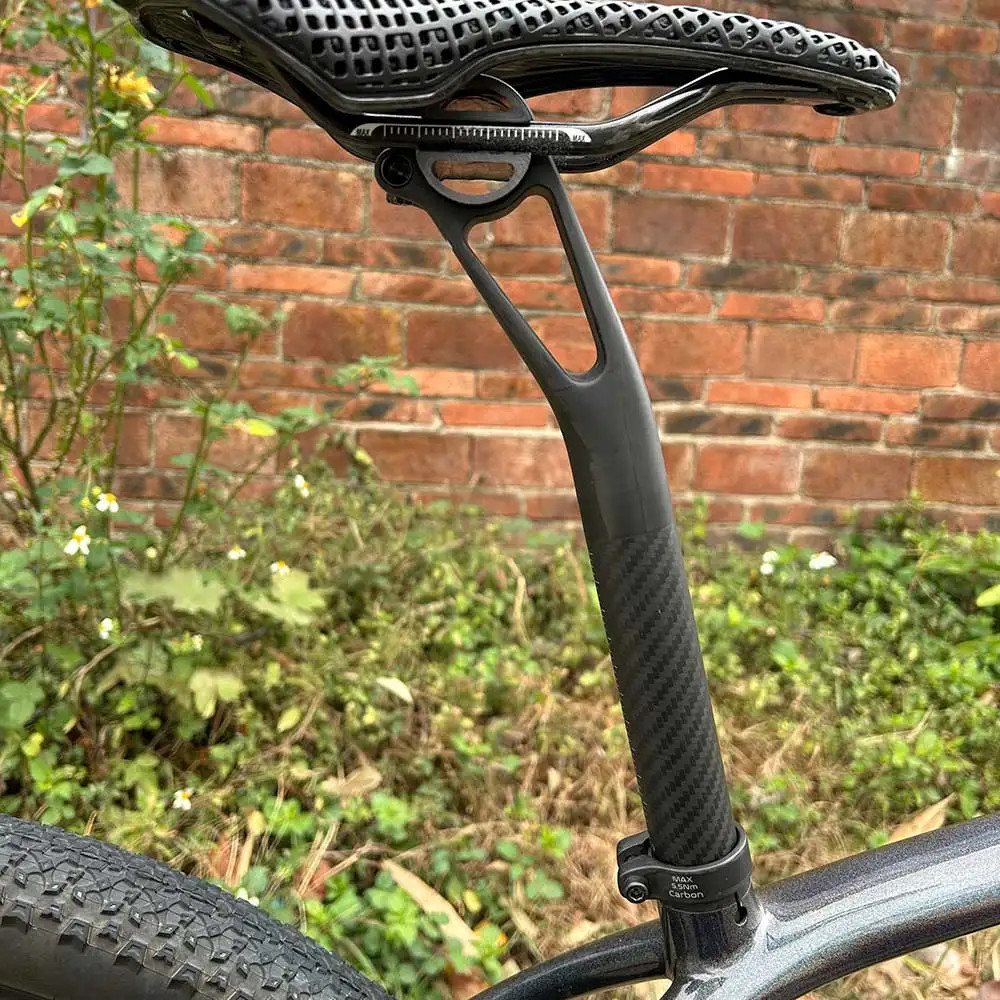 ELITA ONE Carbon Fiber Bike Seatpost 27.2/30.9/31.6mm MTB Road Titanium Screws