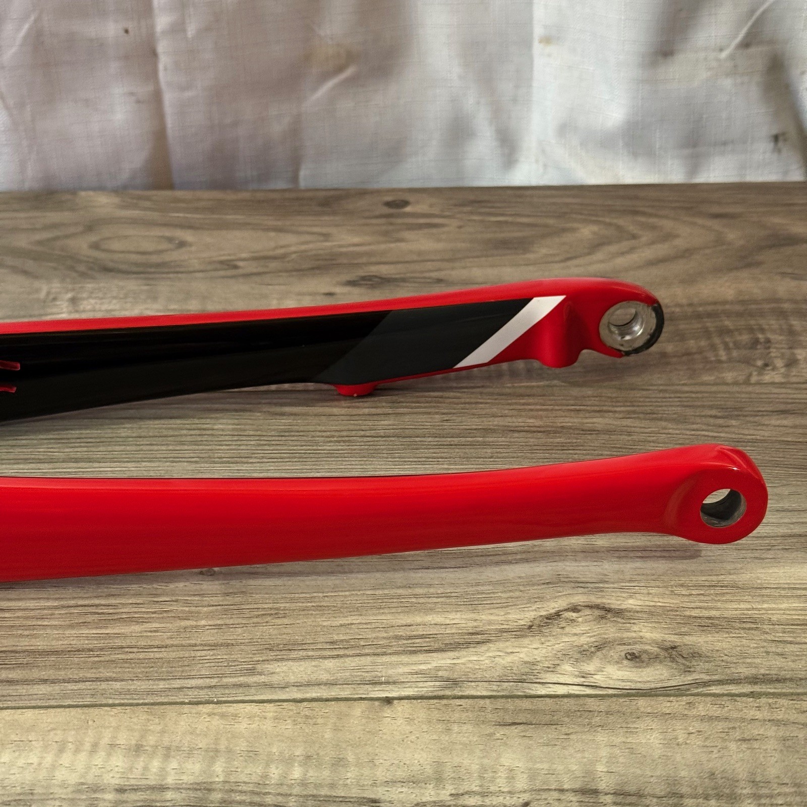 Trek Emonda SL 6 Disc Fork Tapered Thru Axle 255mm 45 Rake LOW MILEAGE