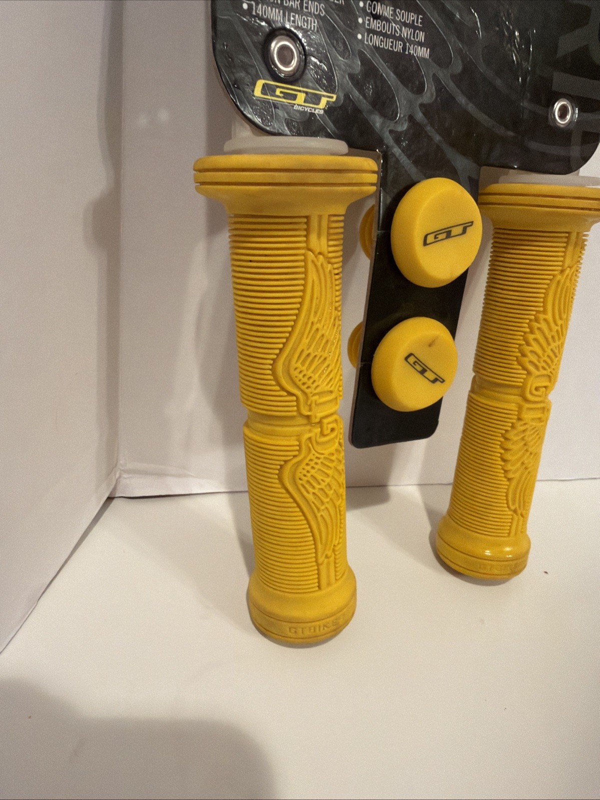 GT BMX Grips Winged Style Dyno Compe Air Wings Yellow Nos