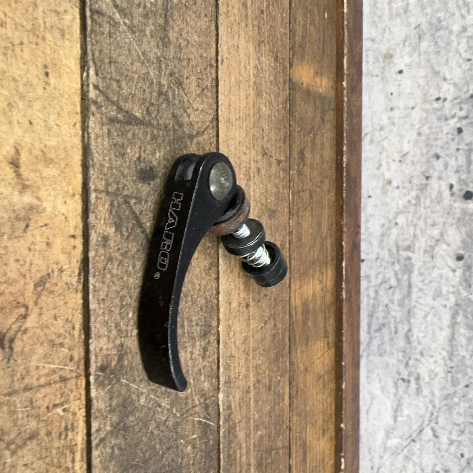 Vintage Haro Seatpost Clamp MounTain BikeQuick Release Skewer Black Alloy 50g
