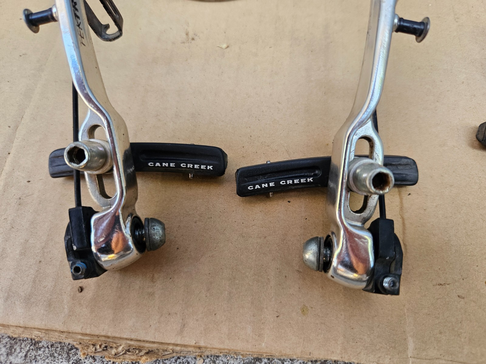 Tektro 823A Mountain Hybrid Bike V-Brakes Silver Front Rear Set + Kool Stop Pads
