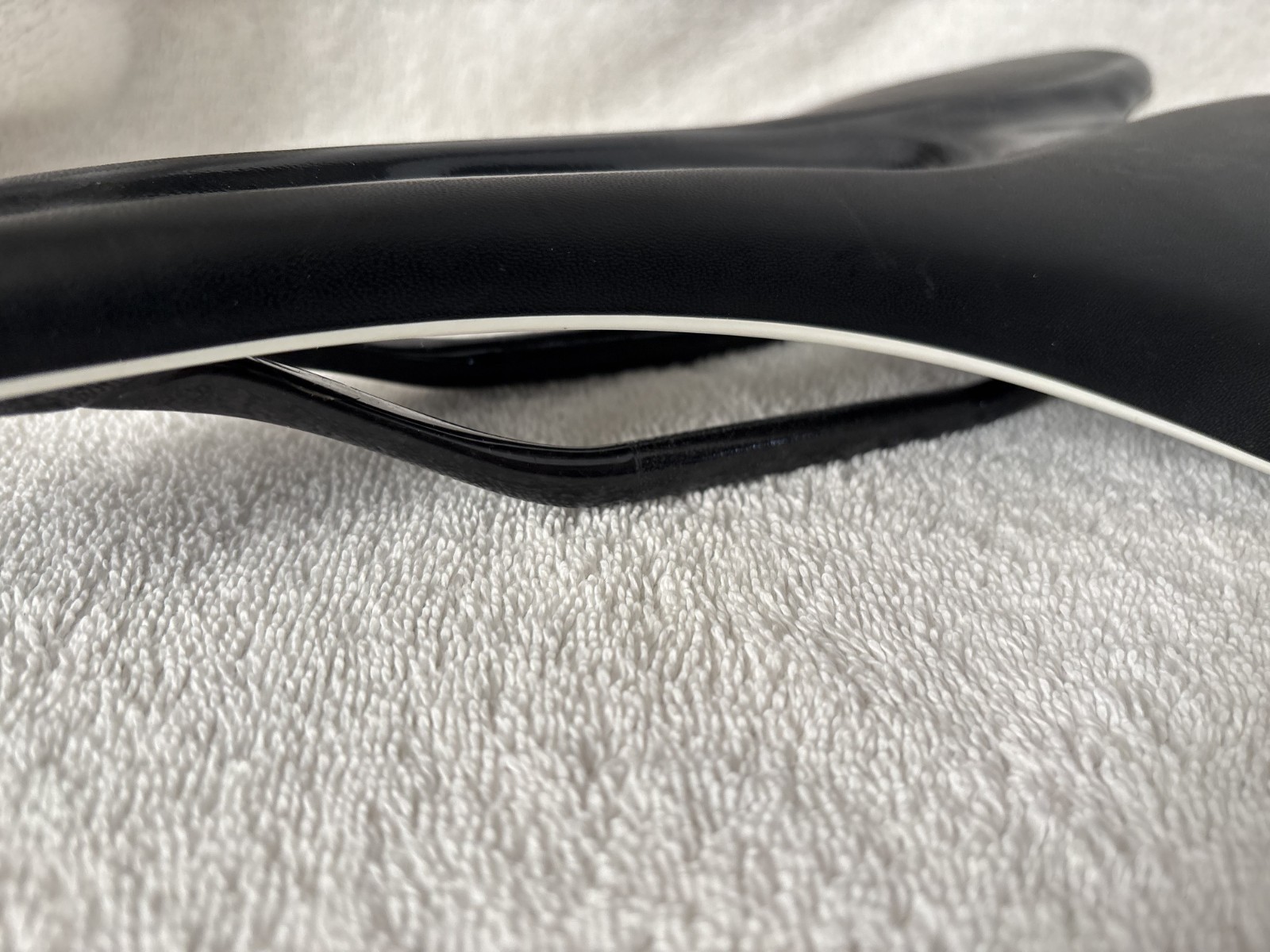 Specialized Ruby Pro Saddle 168 FACT Carbon Rails Body Geometry BG Black – NEW