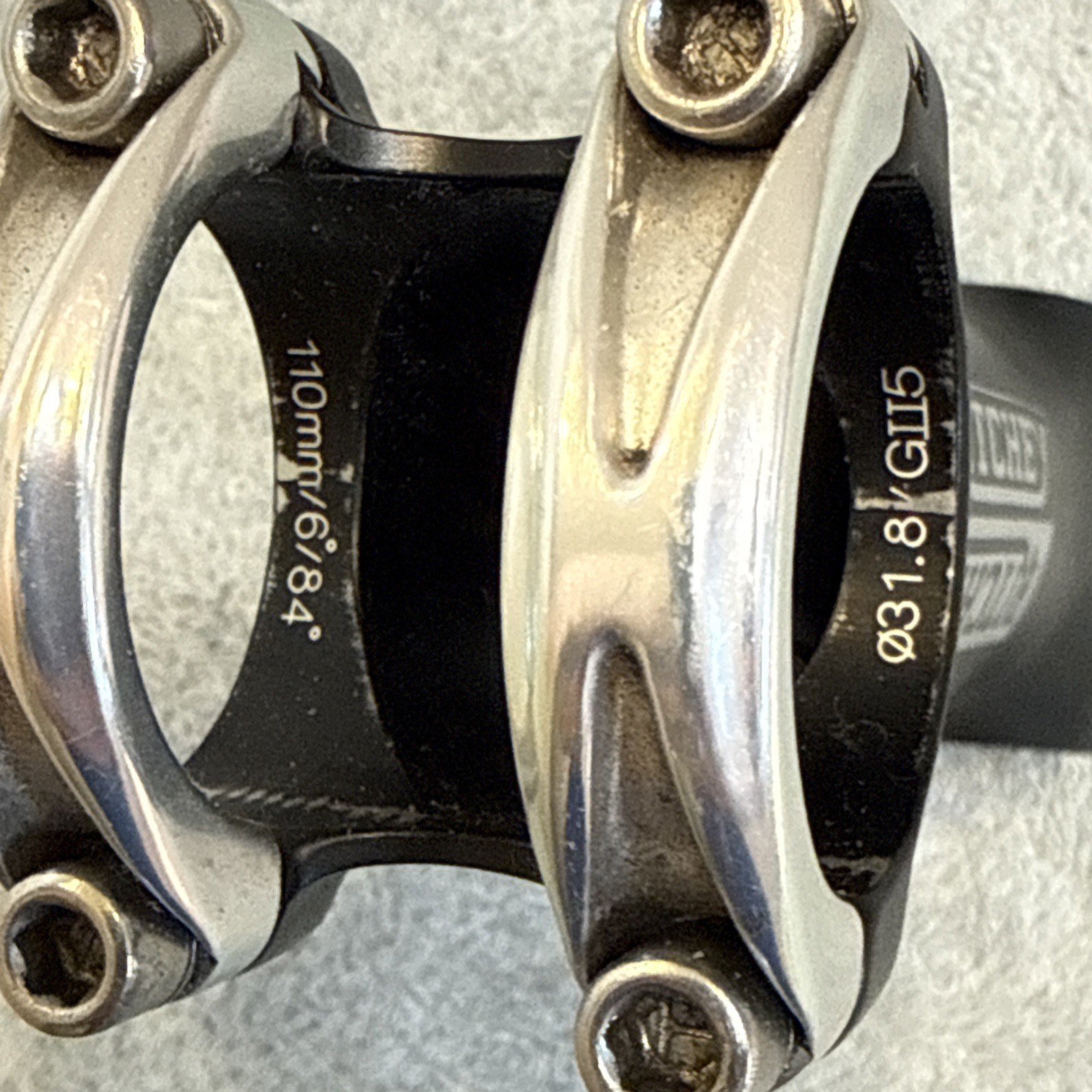 Ritchey WCS Aluminum Stem 110mm 84/6 Degree 31.8 Clamp [gij]