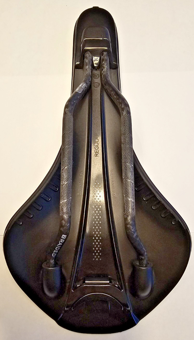 Fizik Antares R1 Versus Evo Saddle Regular 139mm 7x9mm Carbon Rails 174g Box