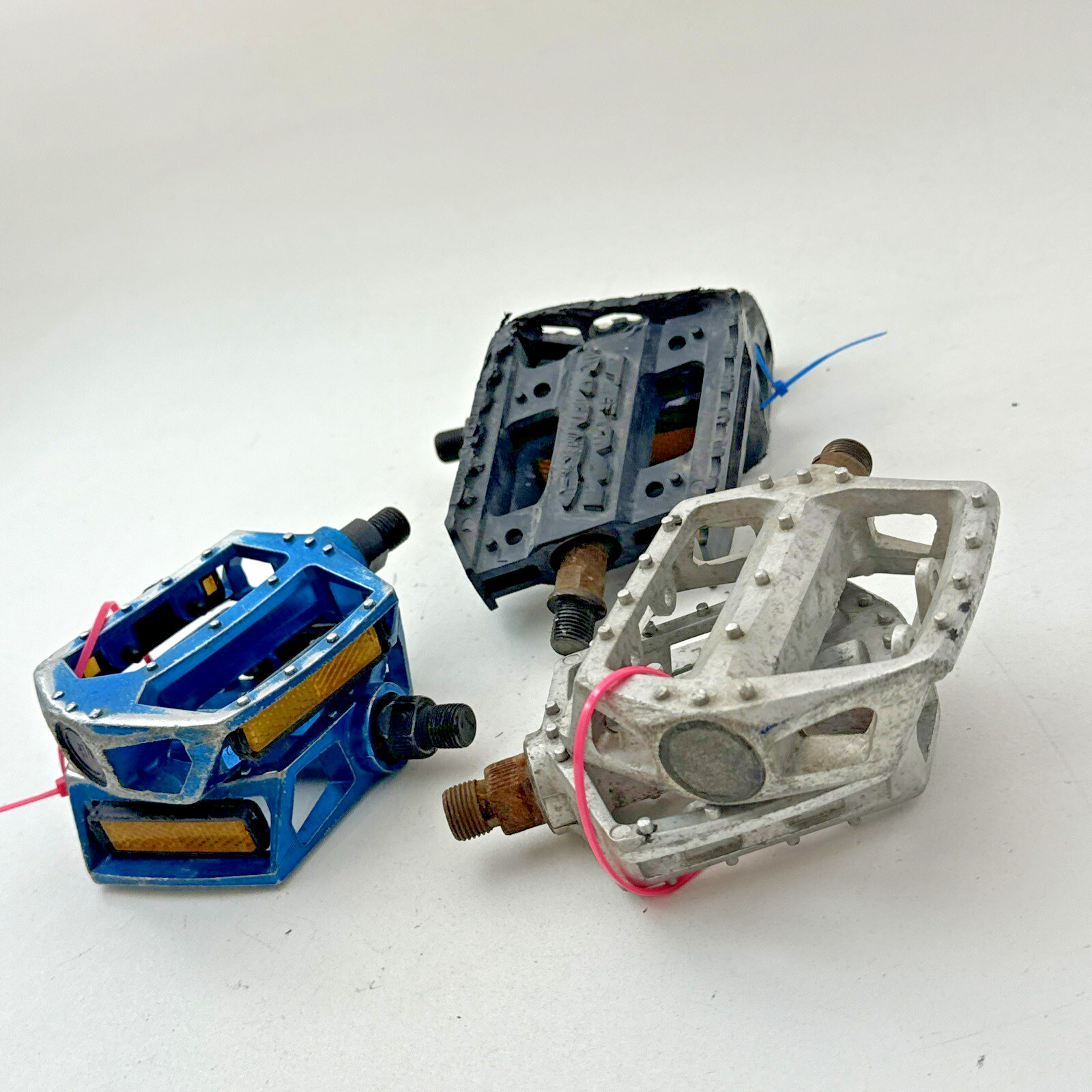 Old School BMX Team Haro Pedals 1/2 in OPC Freestyle LOT 90s Plastic Steel L01