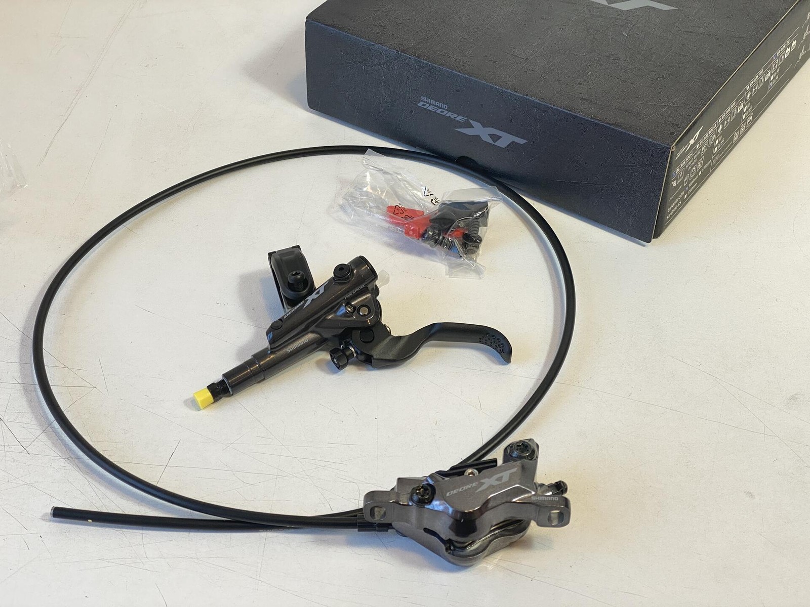 Shimano Deore XT BL-M8100/BR-M8120 Disc Brake and Lever – Front Hydraulic