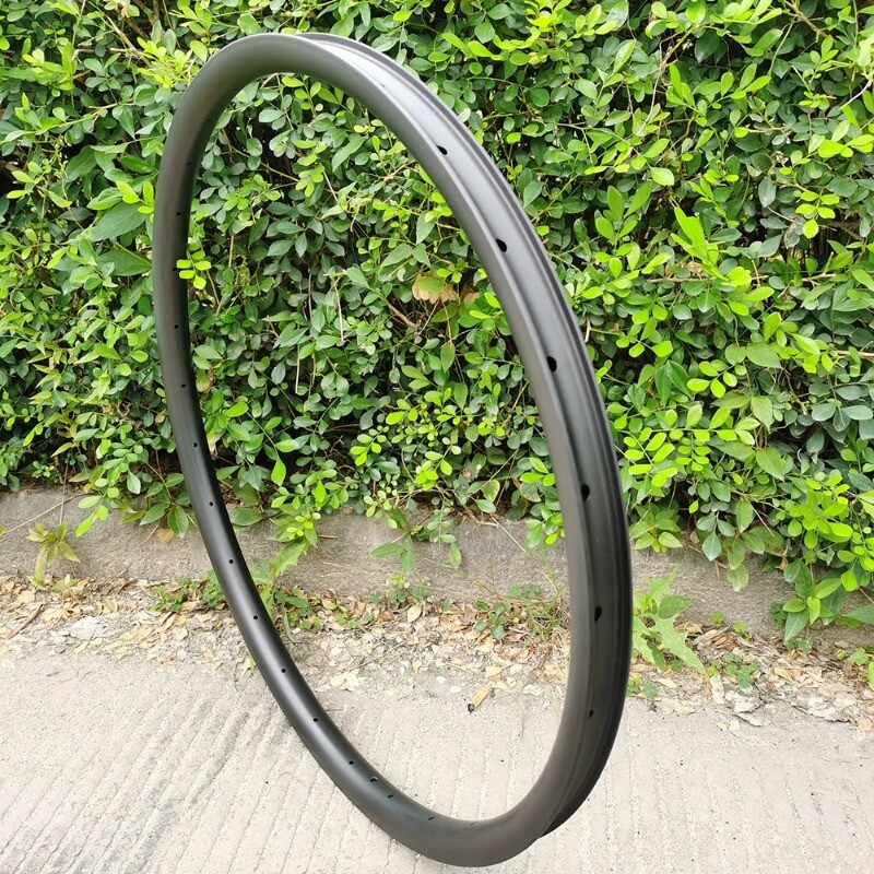 29er XC Mountain Bike Carbon Rims 28H Asymmetric Hookless Tubeless Bicycle Wheel