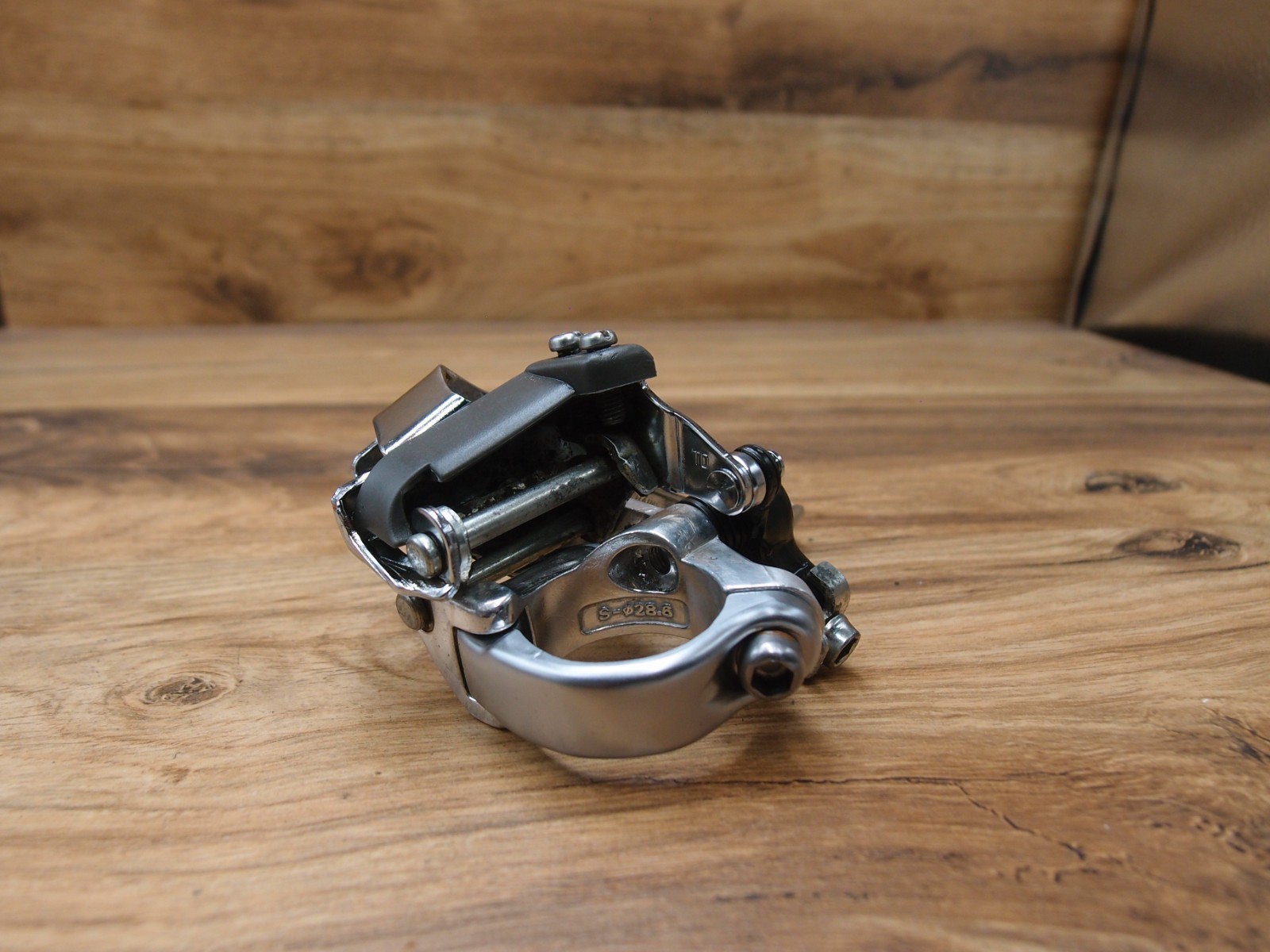 1995 MTB front derailleur Shimano Alivio FD-MC14 VIA Japan top pull 28.6 mm