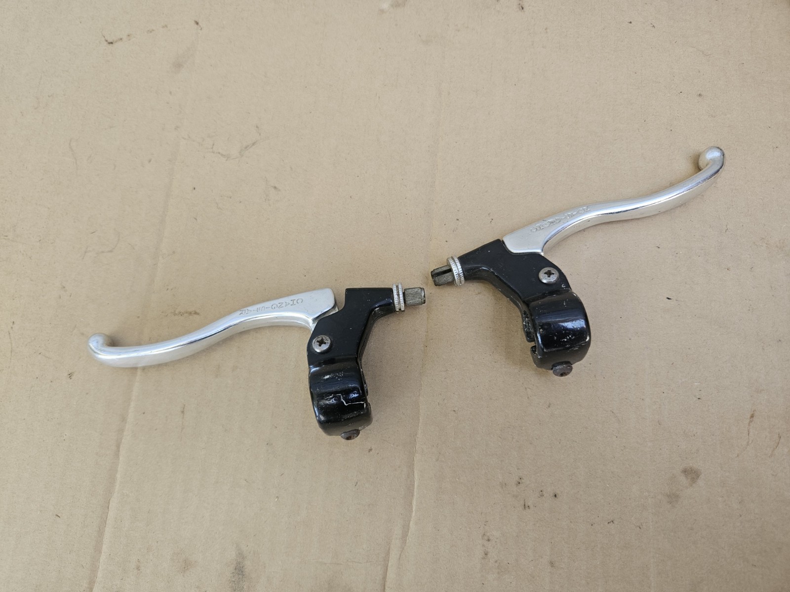 Vintage Old School 80s Chang Star Brake Levers Long Reach 4 Finger 22.2mm clamp