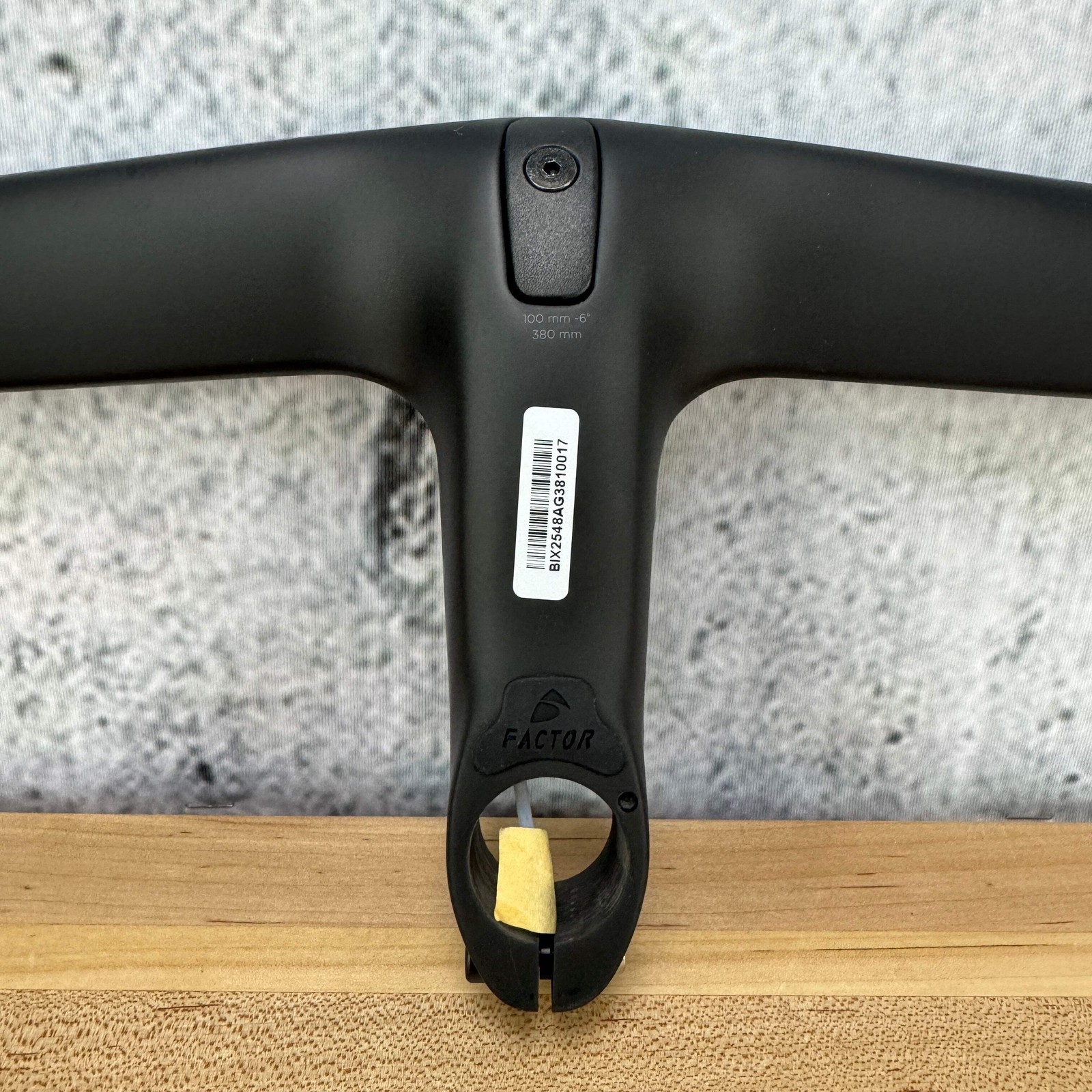 New! Black Inc AB02 Aero Carbon 38cm x 100mm -6 Degree Carbon Integrated Handleb
