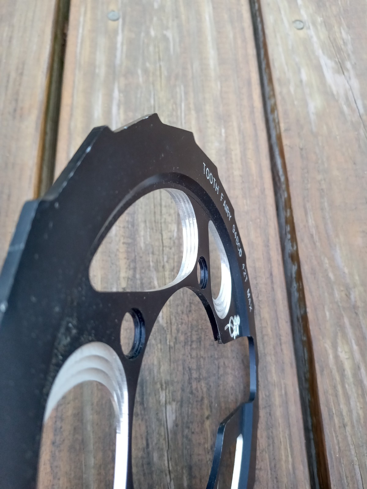 NOS New Old Stock QBP TOOTH FAIRY 94BCD 42T MAX 6061 chainring bash guard BLACK