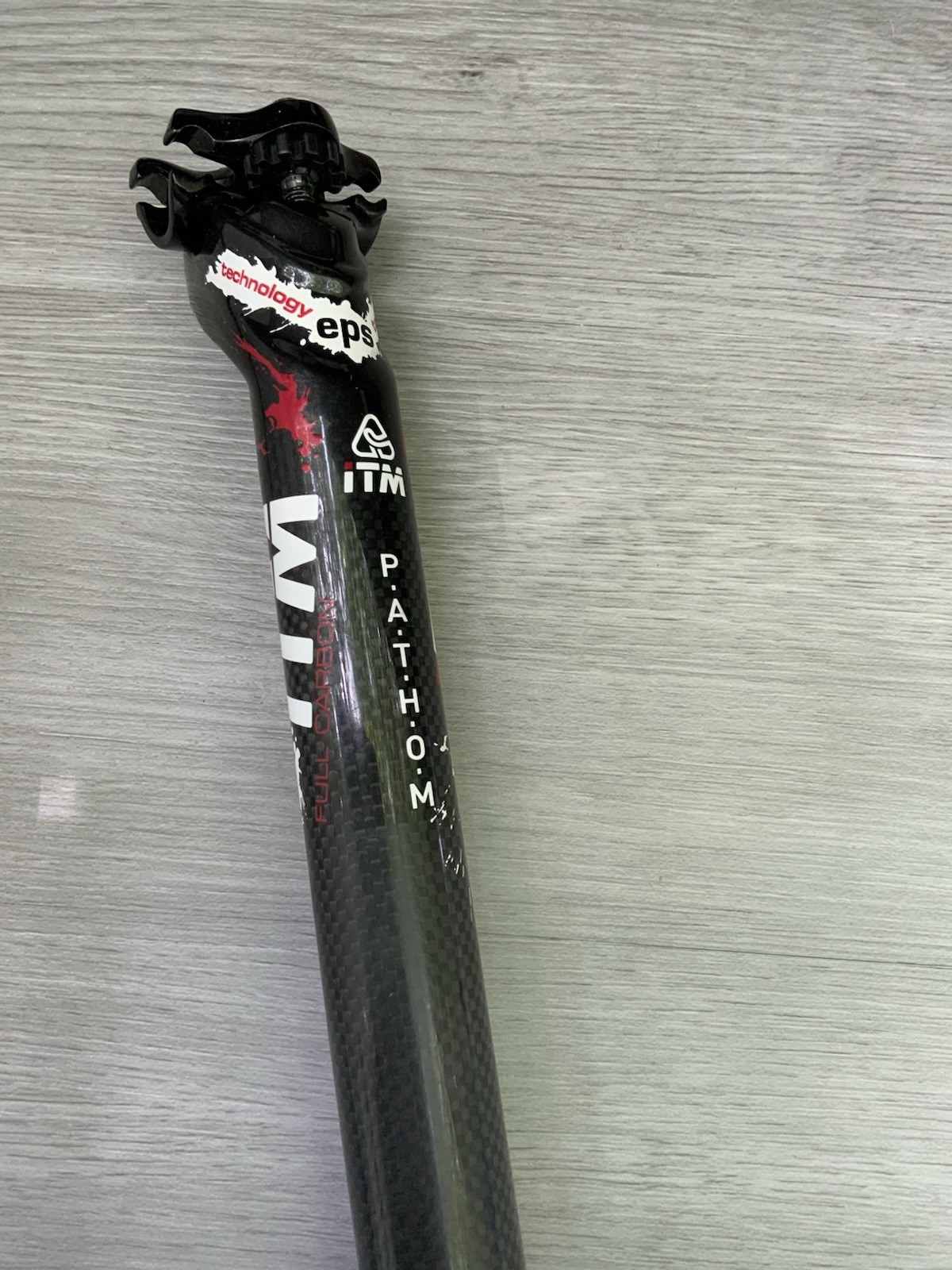 ITM PATHOM CARBON SEAT POST 31.6 MM x 350 MM TOTAL LENGTH 214 GRAMS