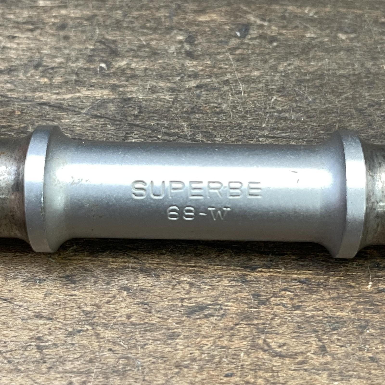 Vintage Suntour Superbe Bottom Bracket Spindle 68-W 113mm JIS 68mm Steel 80s