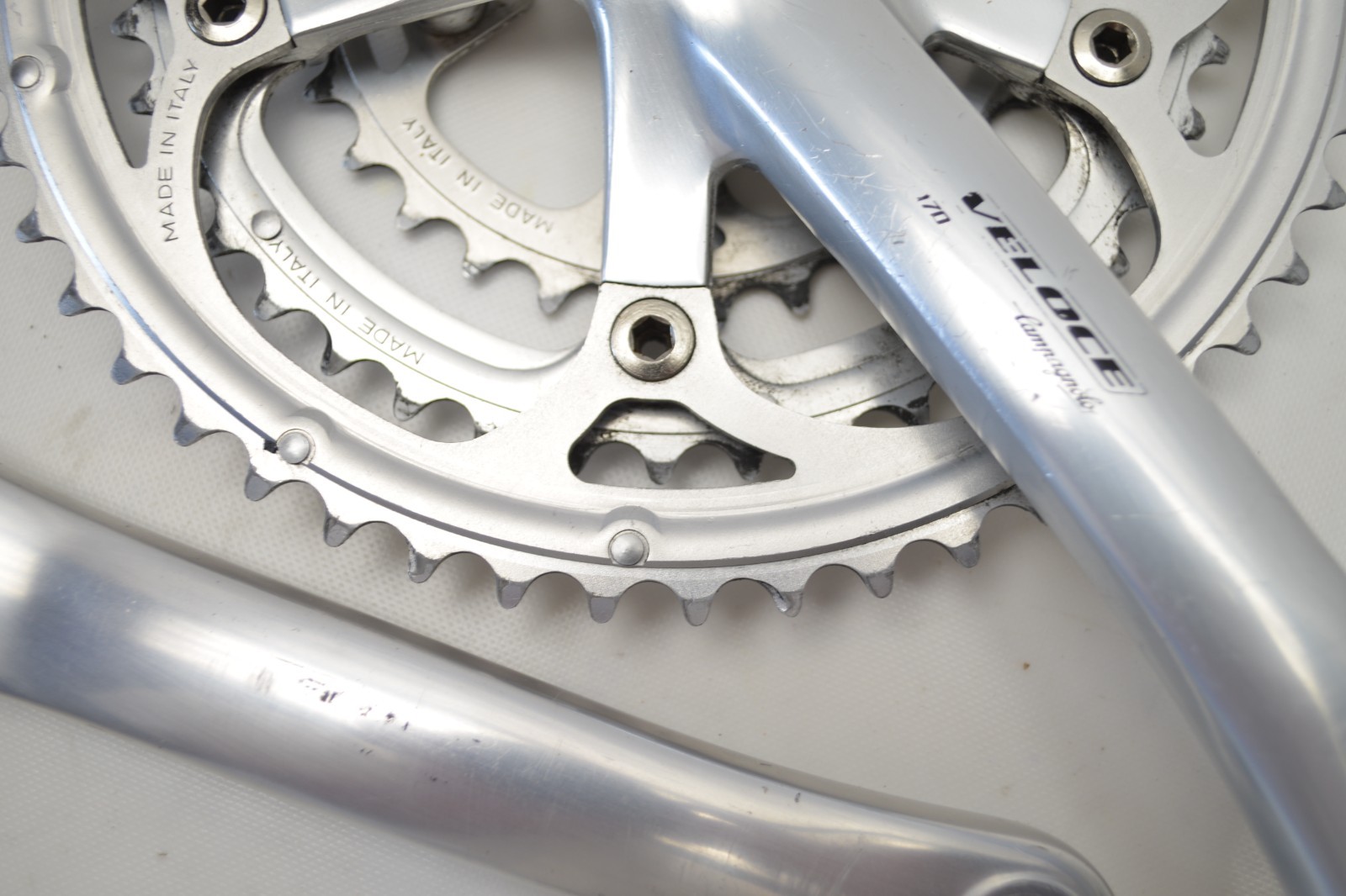 CAMPAGNOLO VELOCE 9 SPEED ROAD BICYCLE 170 MM 52/42/30 TOOTH CRANK SET