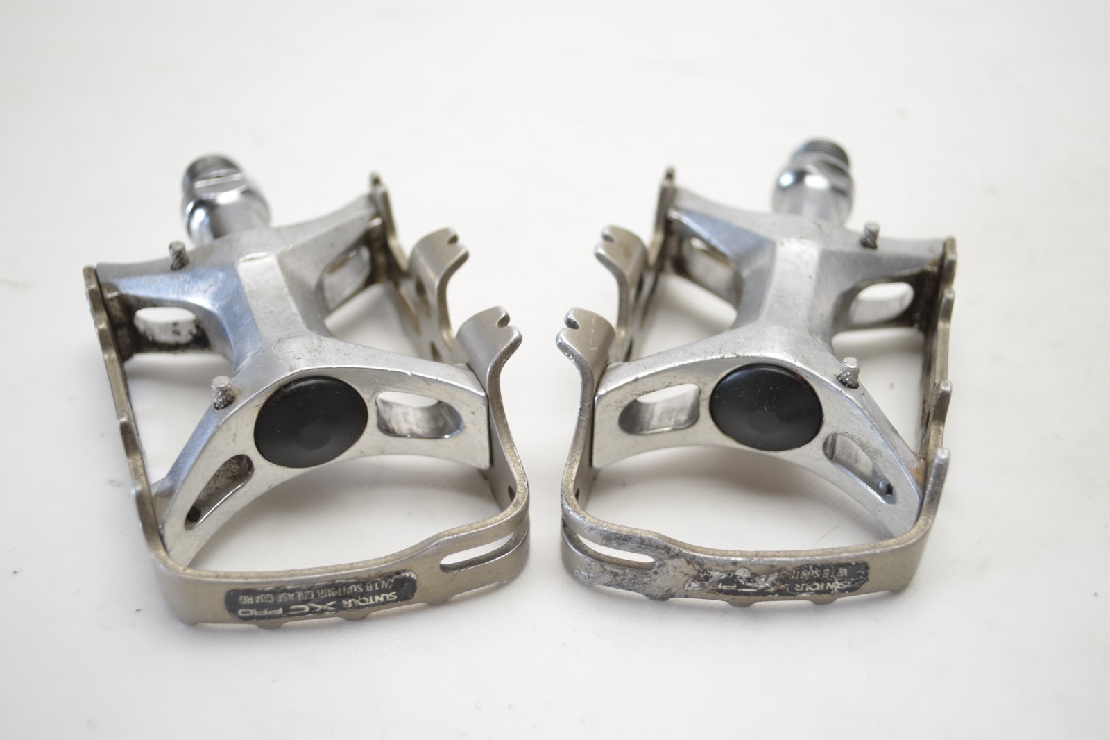 SUNTOUR XC PRO GREASE GUARD ALLOY MOUNTAIN BICYCLE PLATFORM PEDALS 9/16 X 20 TPI