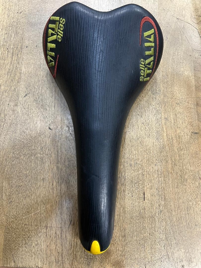 Vintage Selle Italia Turbo Matic 3 Seat Saddle Yellow Turbomatic 3 1990s