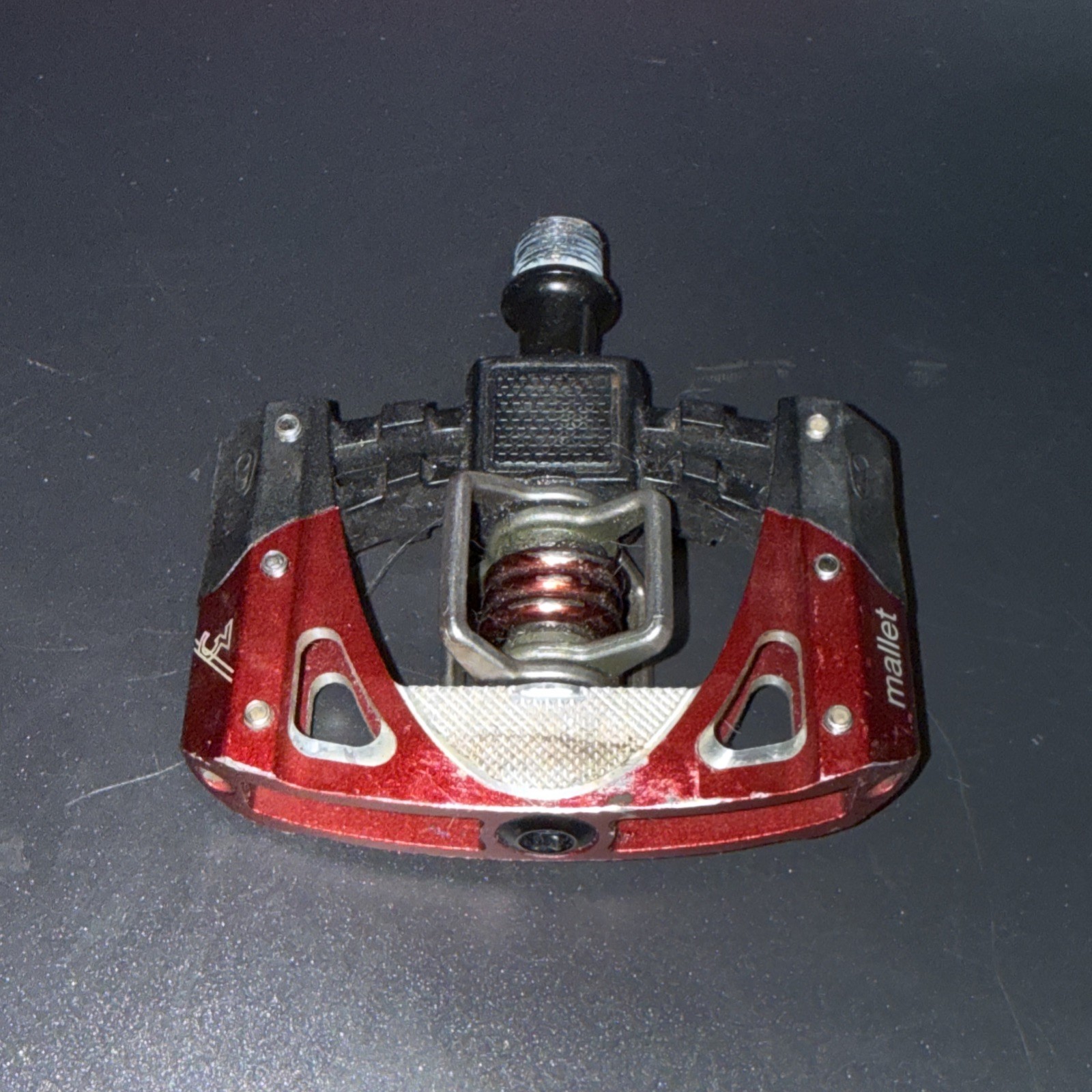 Crankbrothers Mallet-3 9/16 in Clipless Pedal – Black/Red