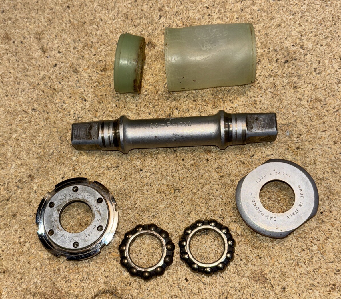 Vintage Campagnolo Record Bottom Bracket English Thread 109mm