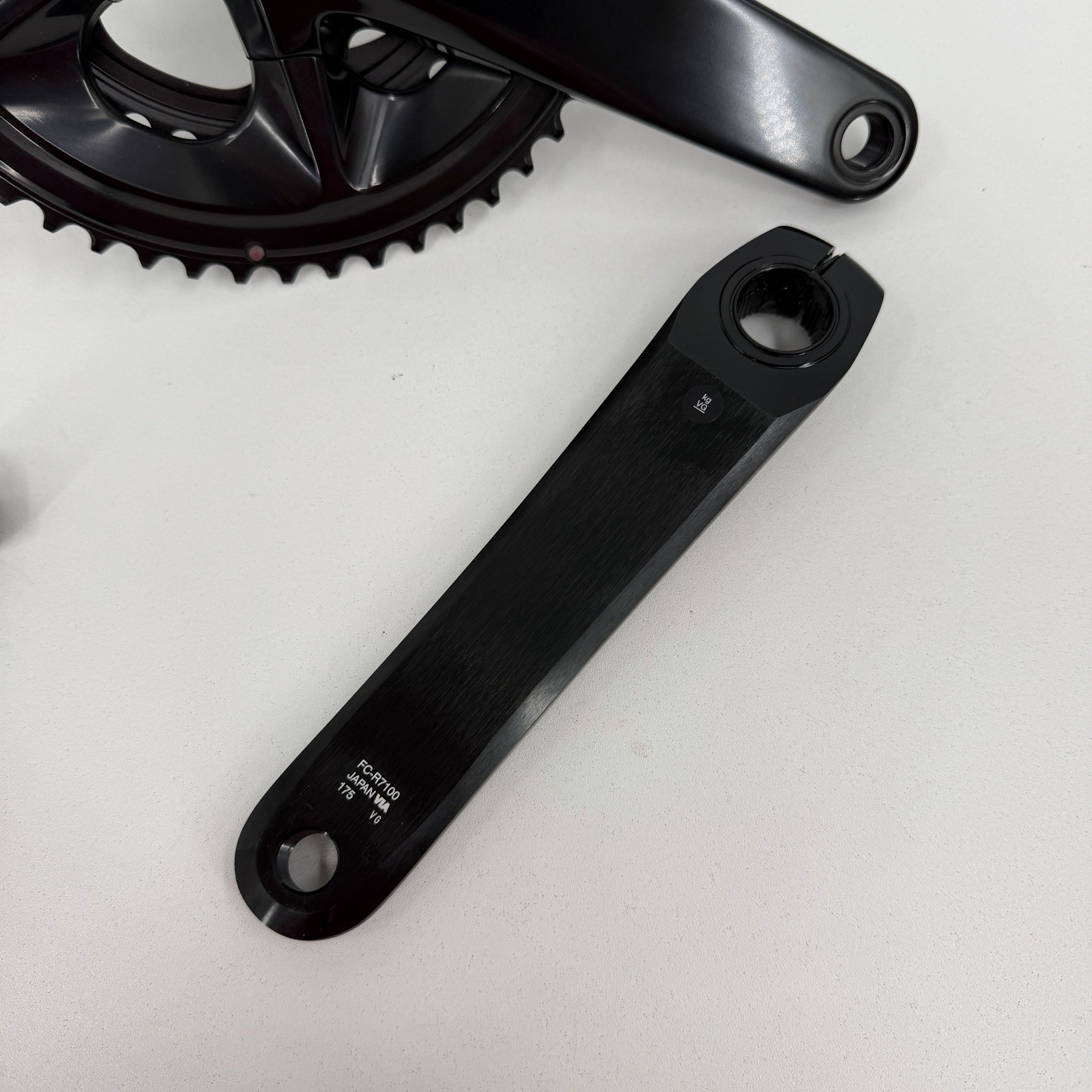 Shimano 105 FC-R7100 12-Speed Crankset 175mm 52-36T Black
