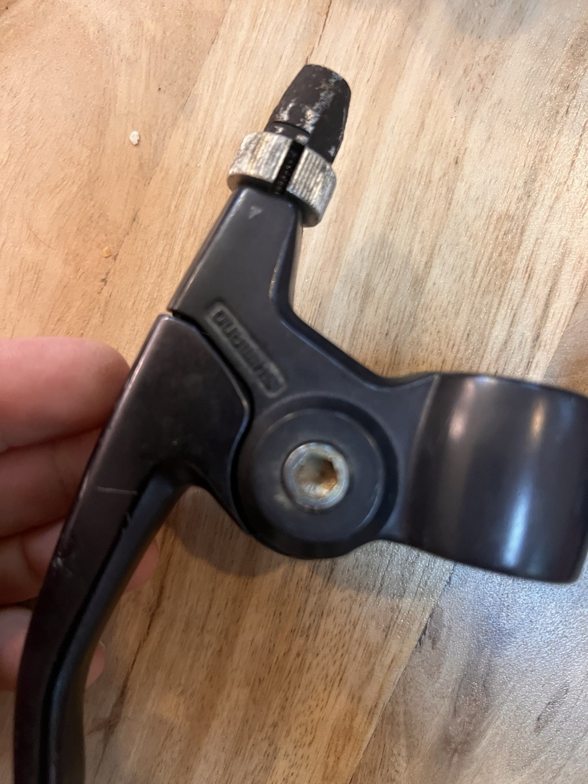 SHIMANO BL-M700 Brake Levers Ø22.2 Clamp 4 Finger Grip in Black