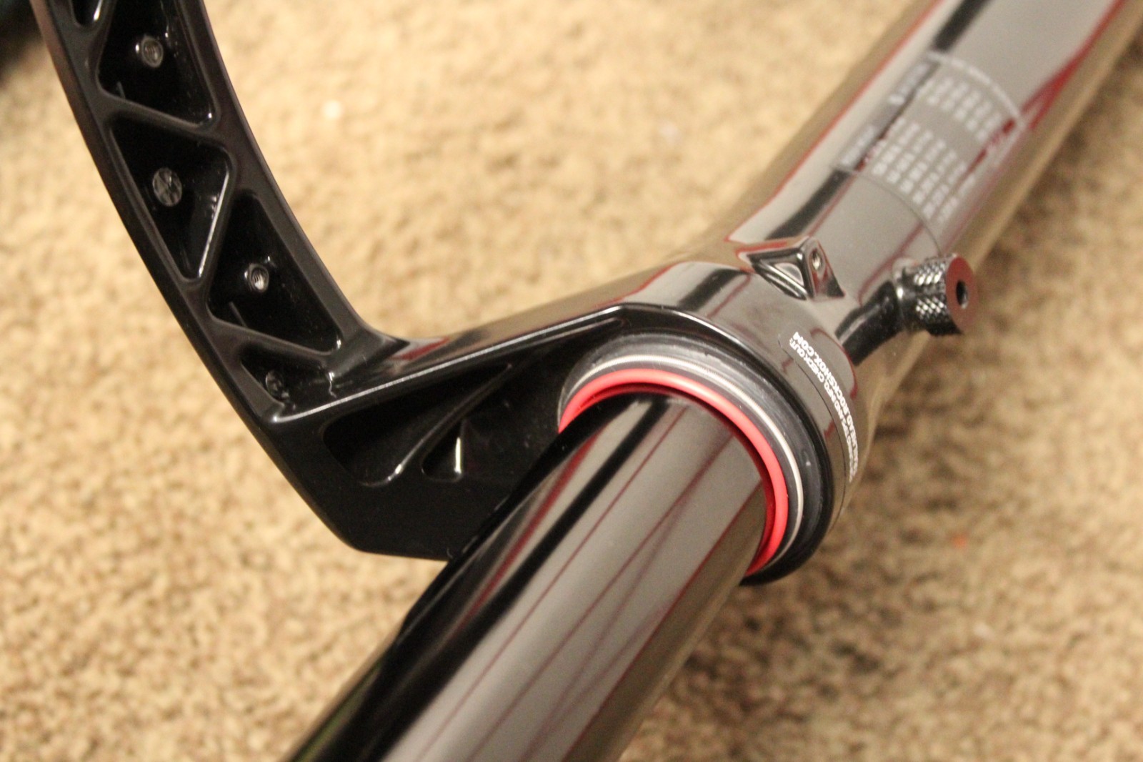 NEW RockShox BoXXer Suspension Fork 29″ 200mm 20x110mm DH Downhill Straight MTB