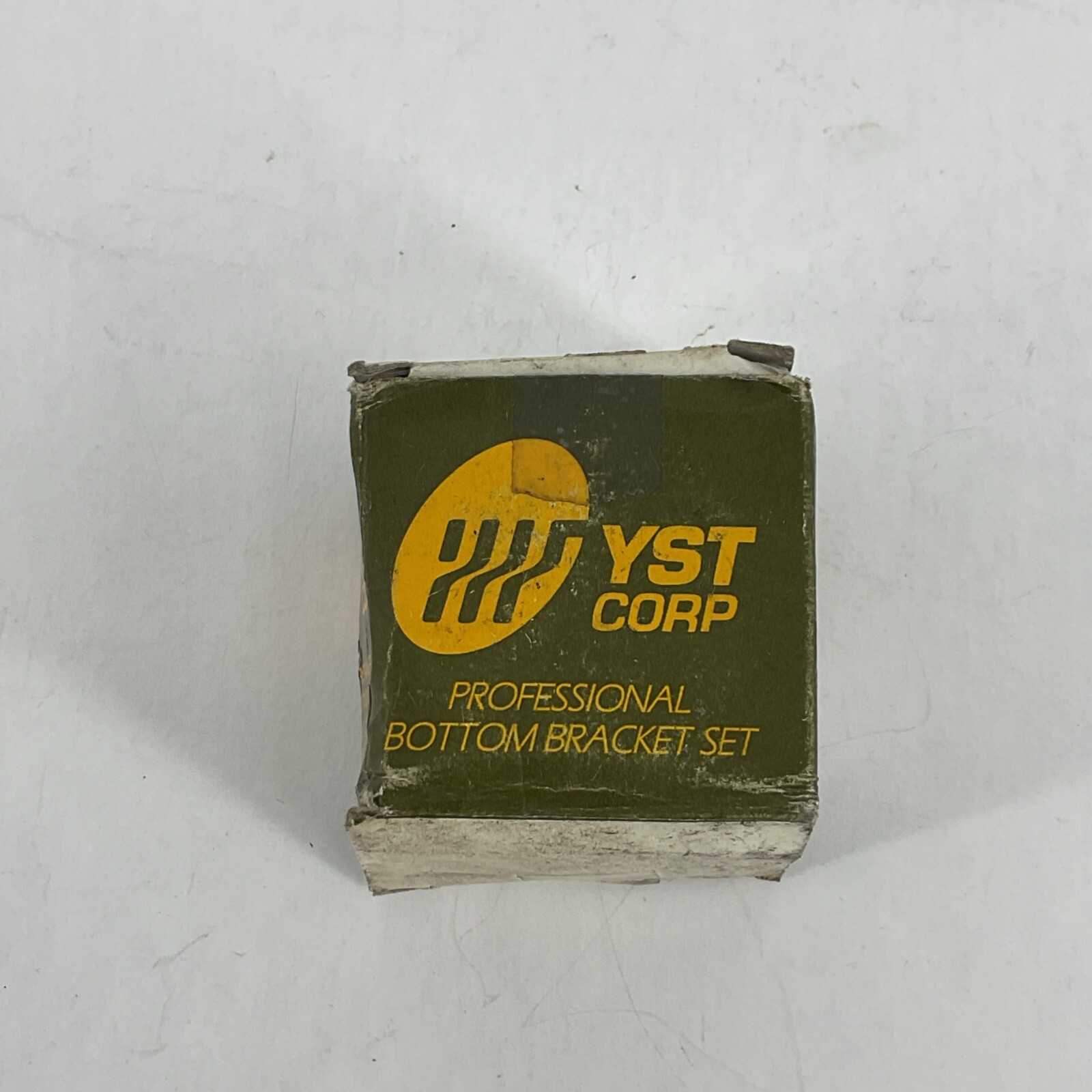 YST Corp Chrome Bicycle Bottom Bracket Set BB-621 NOS