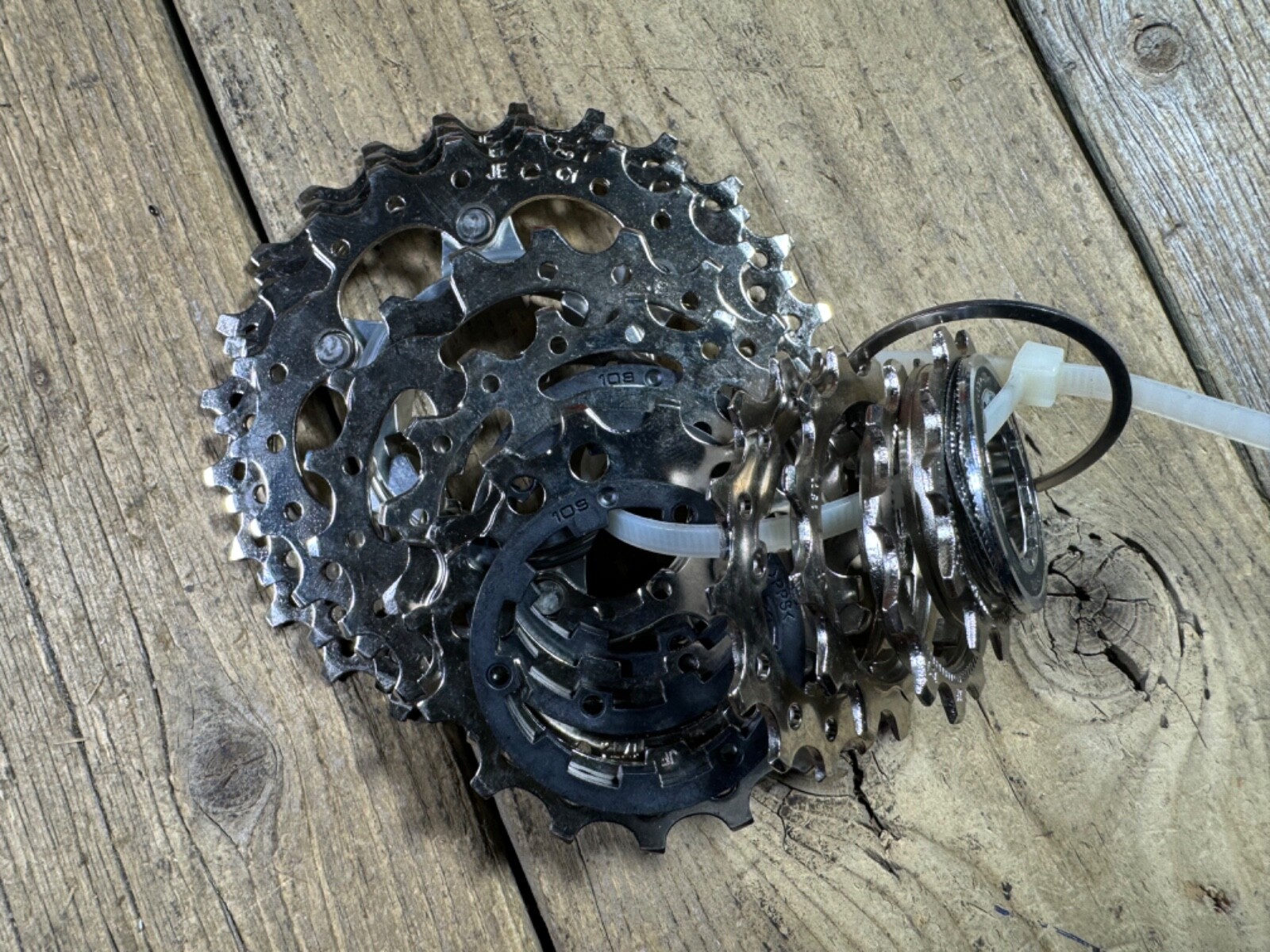 SHIMANO 105 CS-5700 10 Speed Cassette 11-25T 10 Spd USED 11-25 Japan Road Bike