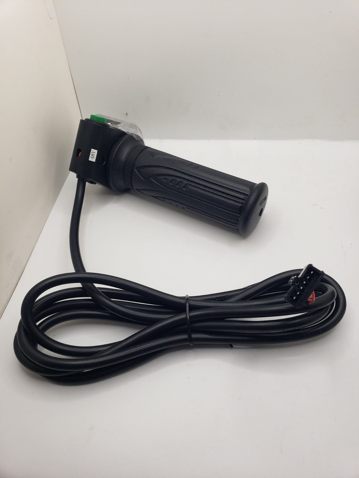 48V Electric Bike Twist Throttle Grip LCD Display 6 Pin E-Bike Scooter