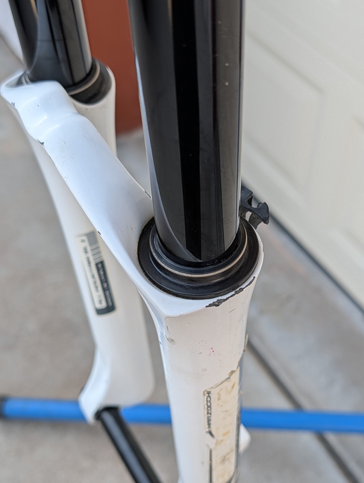 26″ Marzocchi Bomber Z1 Free Ride SL Mountain Bike Fork 1-1/8″ Threadless