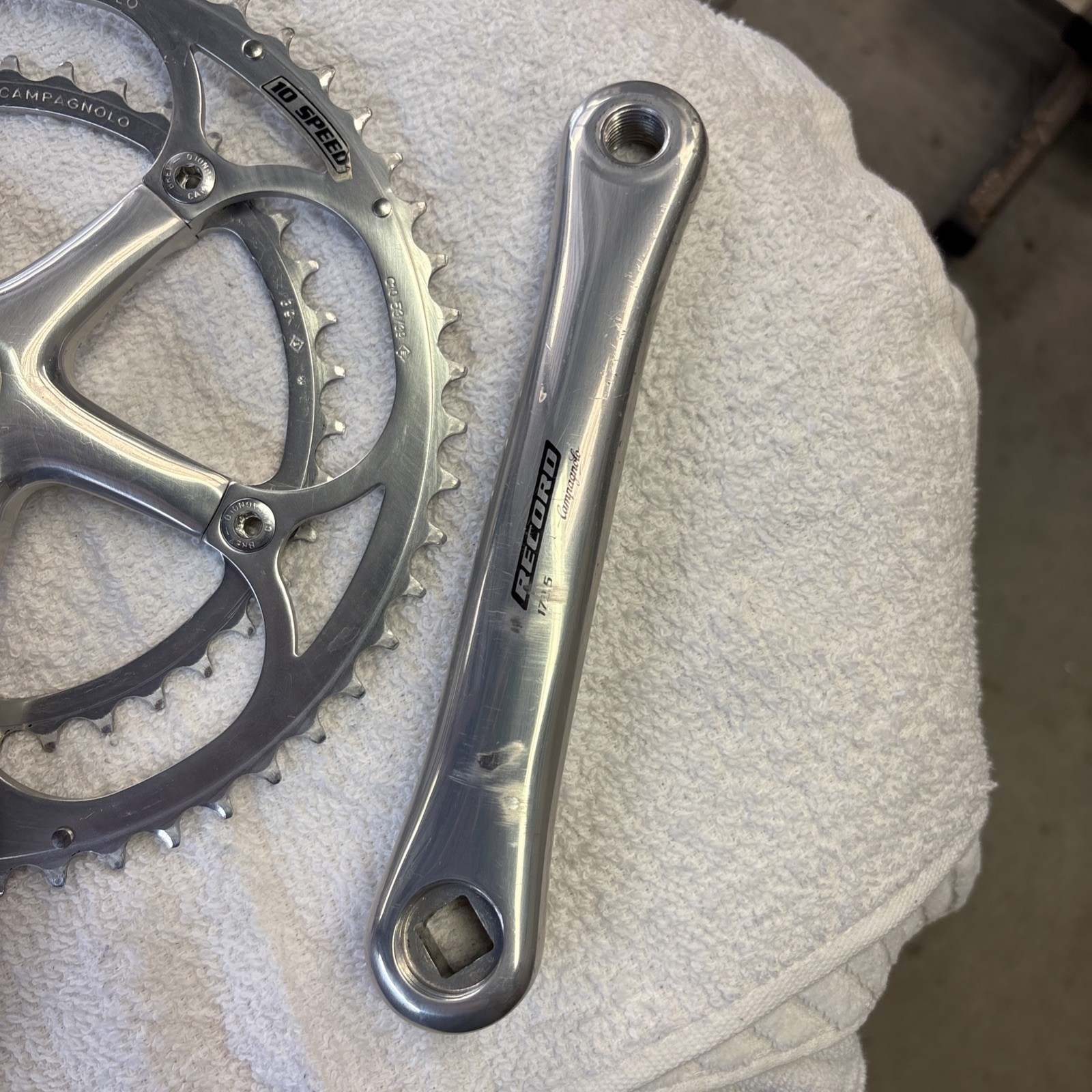 CAMPAGNOLO RECORD 10 SPEED ROAD BICYCLE 172.5 MM 53/39 TOOTH CRANK SET