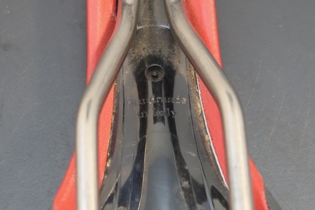 Fizik Aliante Sport Titanium rail Saddle Italy Red and Gray