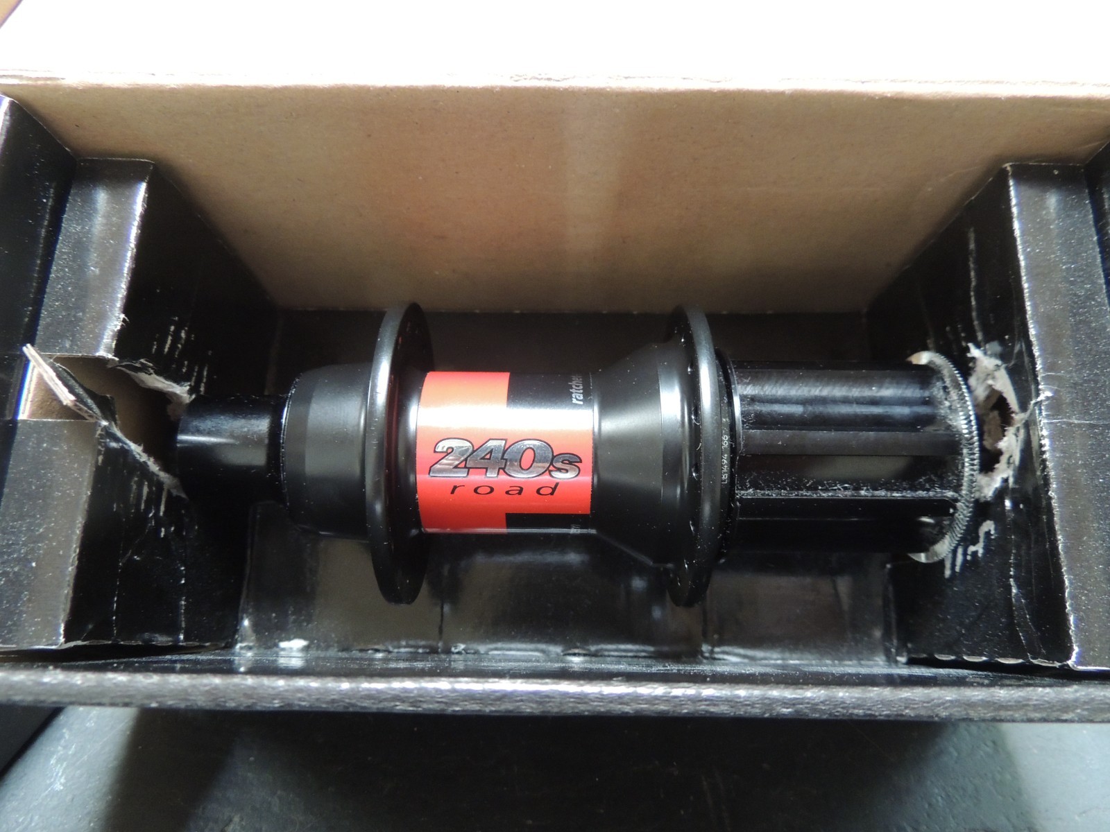 NEW Dt Swiss 240S Rear Hub 32 Hole 11 Speed Campagnolo Freehub 130MM