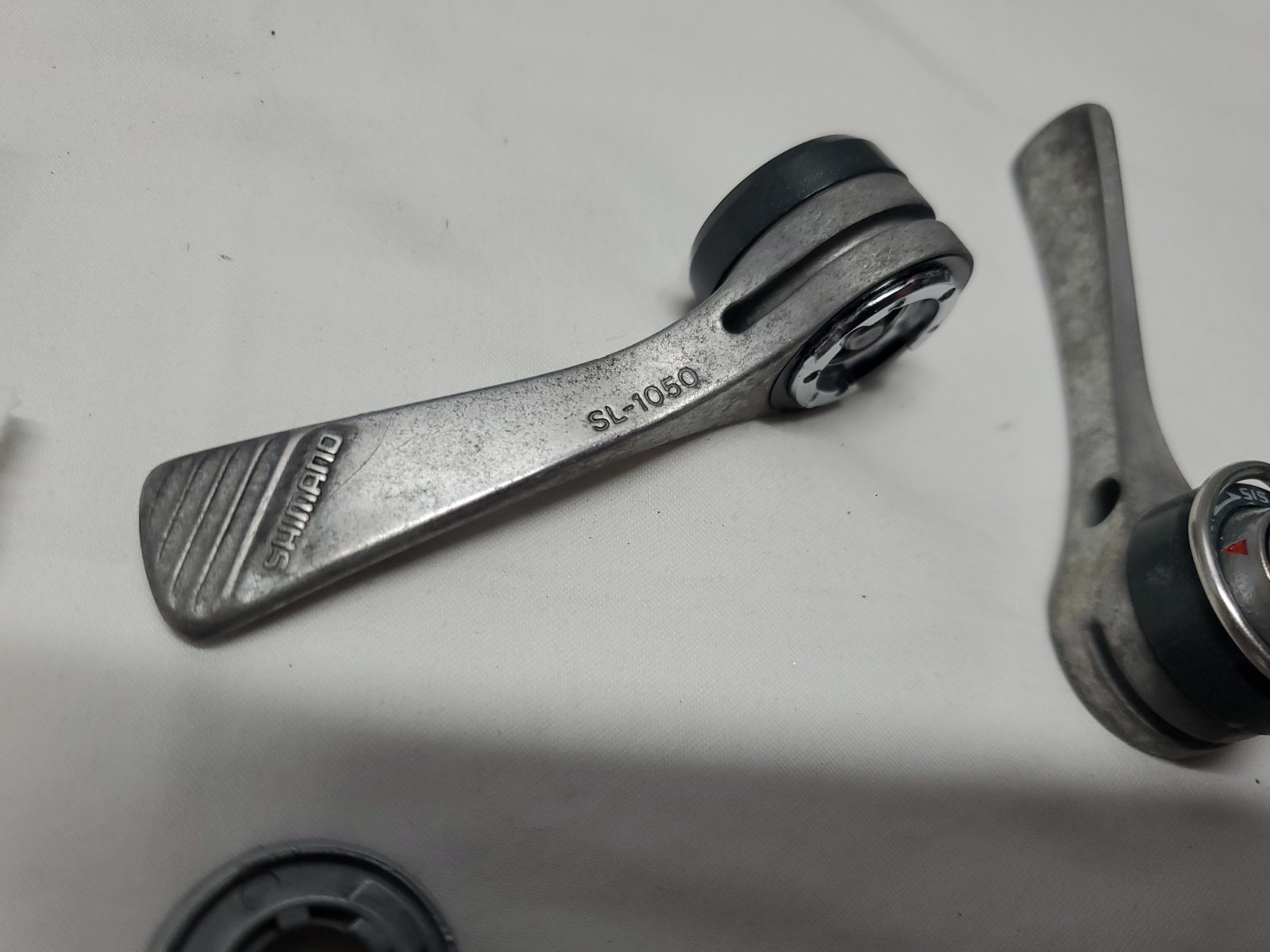 SHIMANO SL-1050 BICYCLE Vintage down tube SHIFTERS