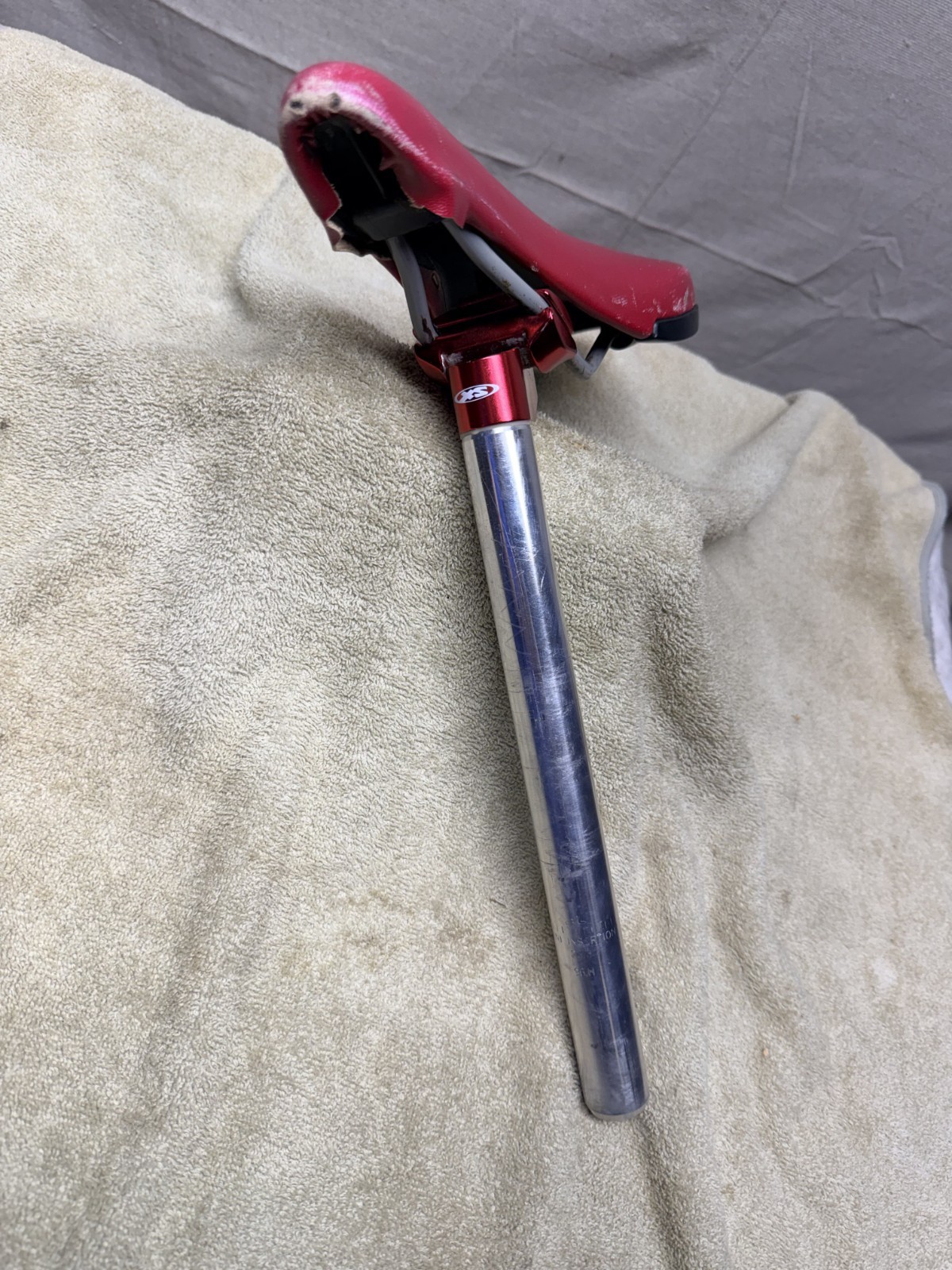 Vintage Mid-School BMX 96 Schwinn XS Seat & Post – Red – Clean 6/10