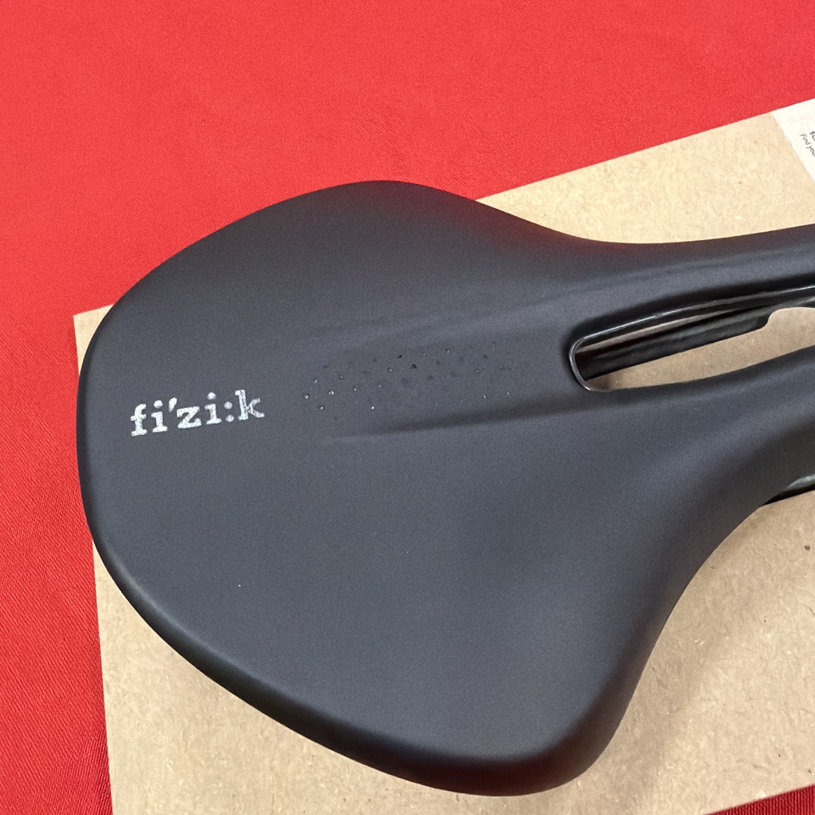 Fizik Vento Antares R1 150 mm Road Cycling Bike Saddle CARBON Rails Black NEW