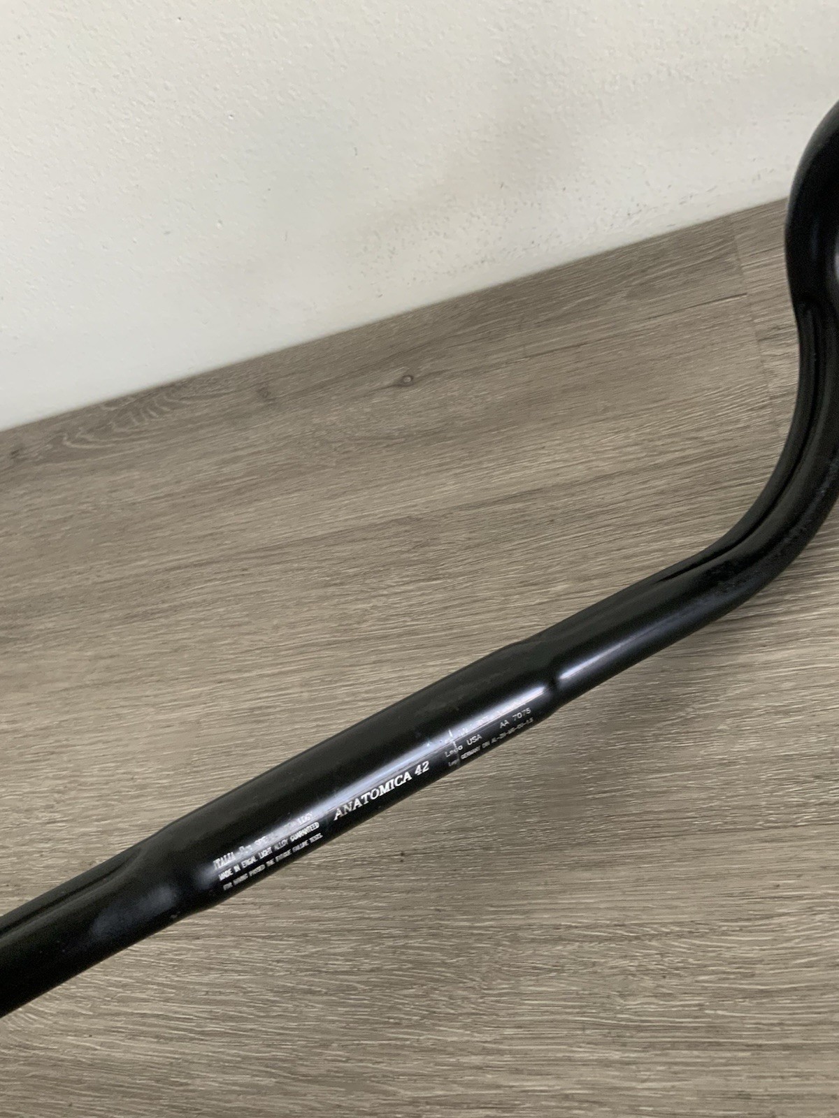 ITM PRO-260 DROP BARS 42 CM 260 GRAMS BLACK GROOVED ANATOMIC 160 MM DEEP DROP