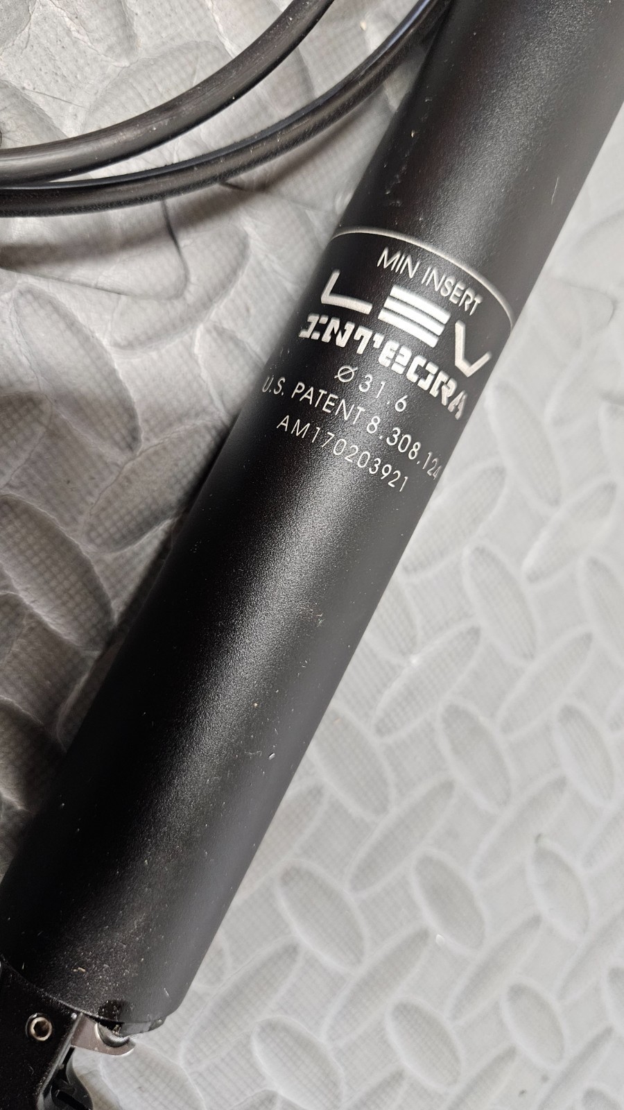 KS Kind Shock LEV Integra Dropper Seatpost 31.6 x 175mm with lever