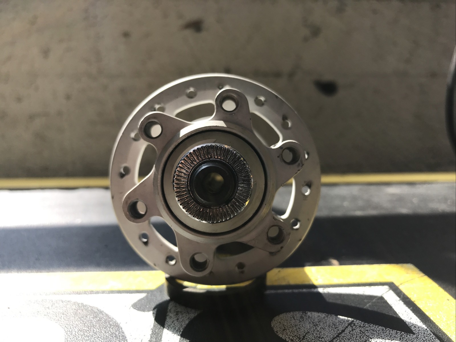 WTB Laser Disc MTB rear disc hub 135mm hg body