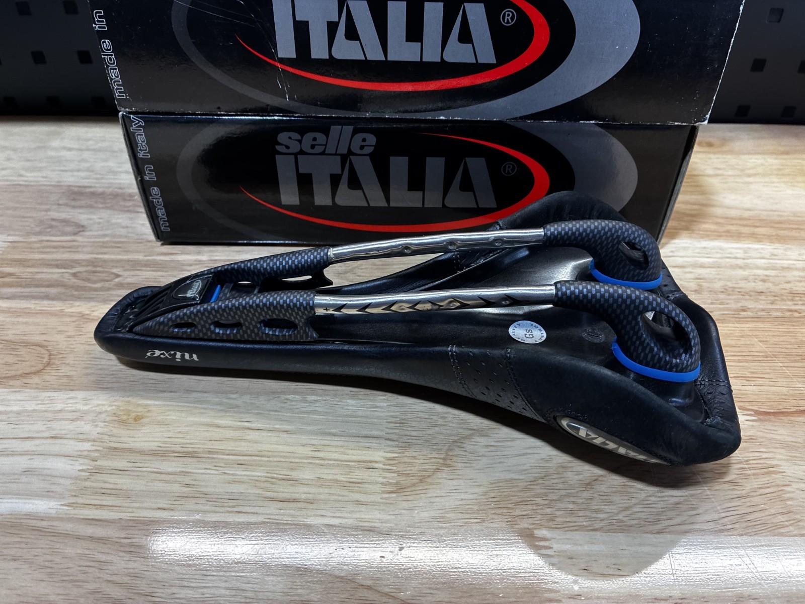 Selle Italia Mermaid GG03 Carbon Saddle Saddle 90s NOS
