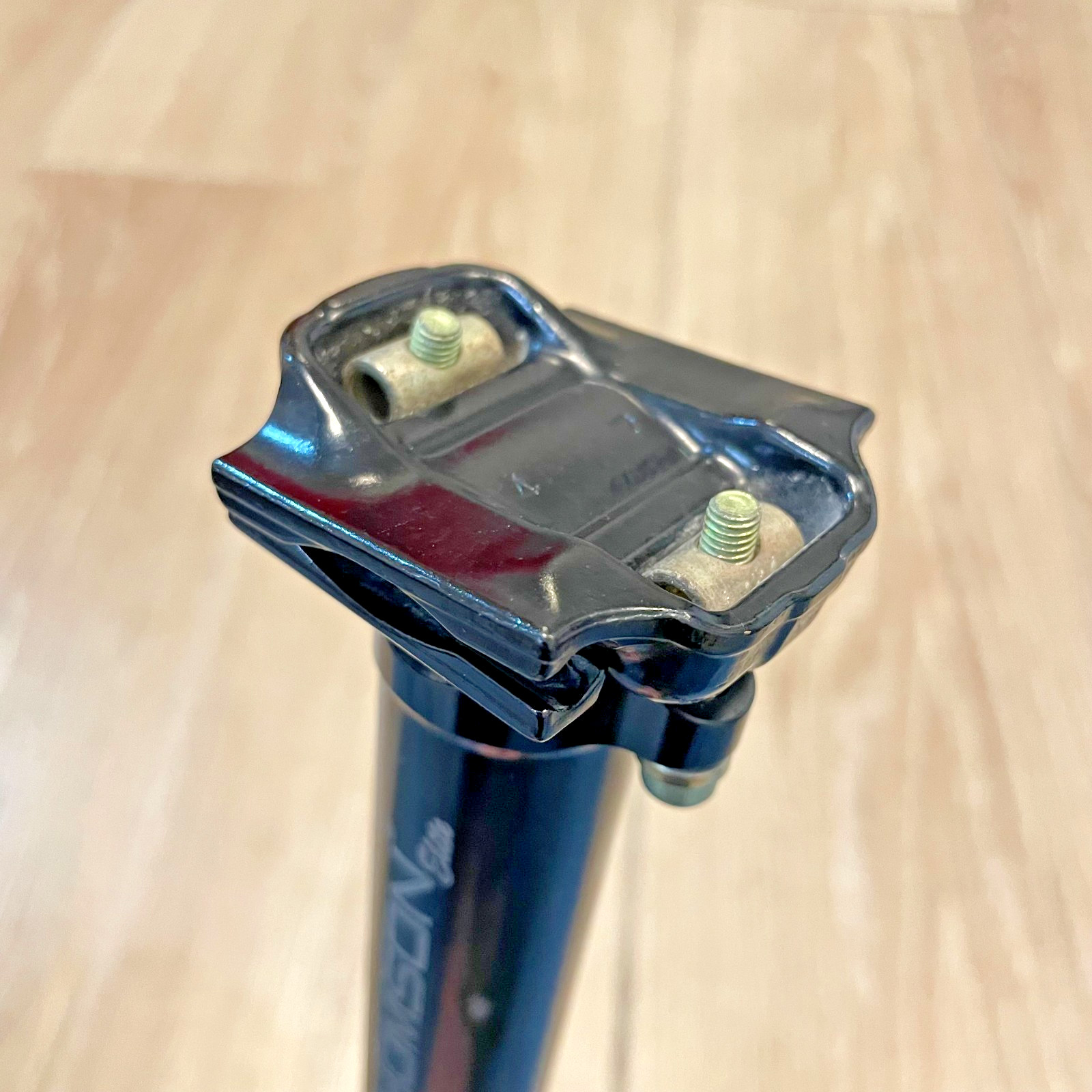 Thomson Elite Seatpost – Zero offset 30.9mm x 367mm SP-E128 Black