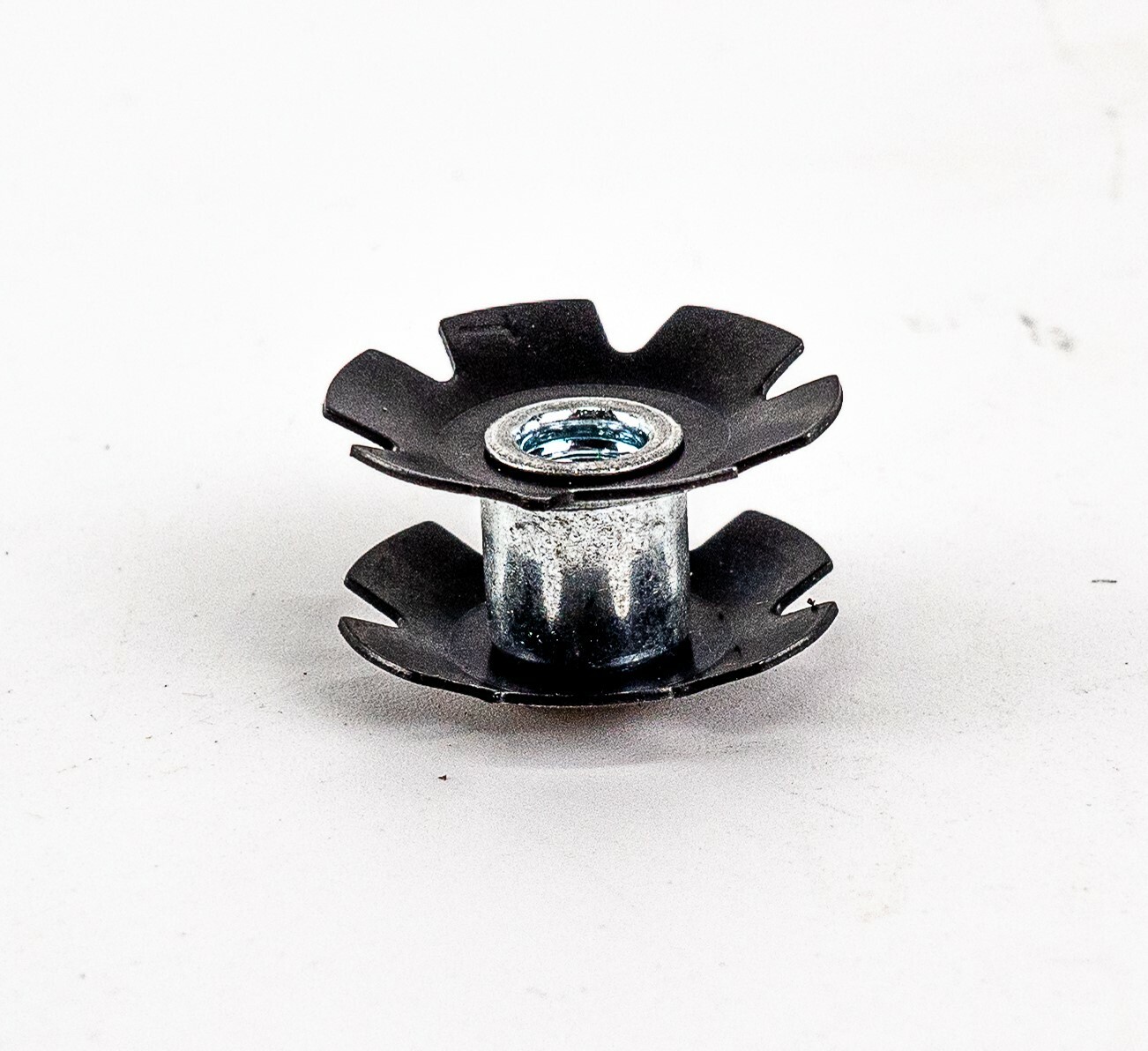 Star Nut For Threadless 1-1/8″ Steerer Fork Part