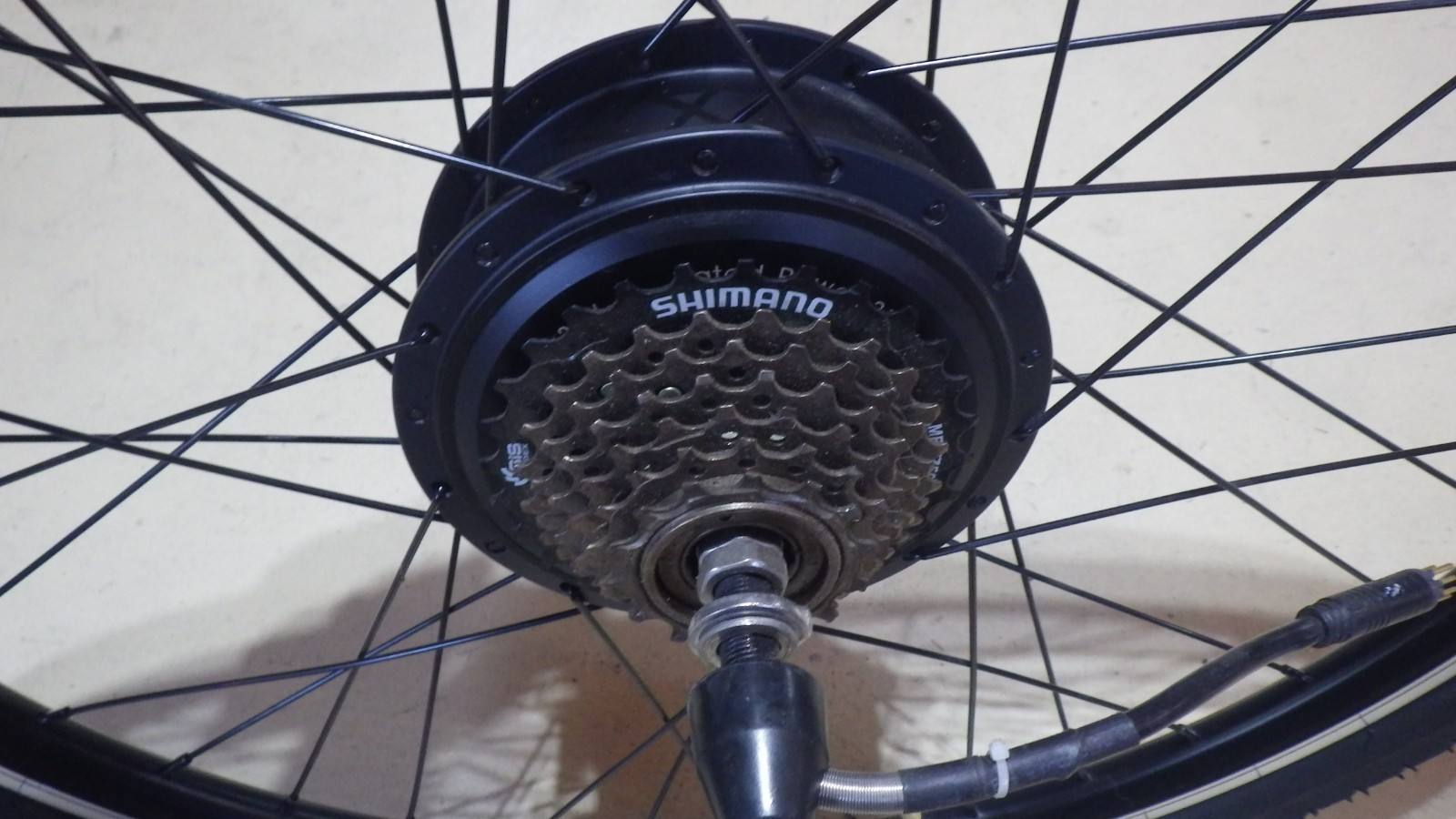 ebike hub drive wheel 26″ mountain bike cruiser conversion Genze e102