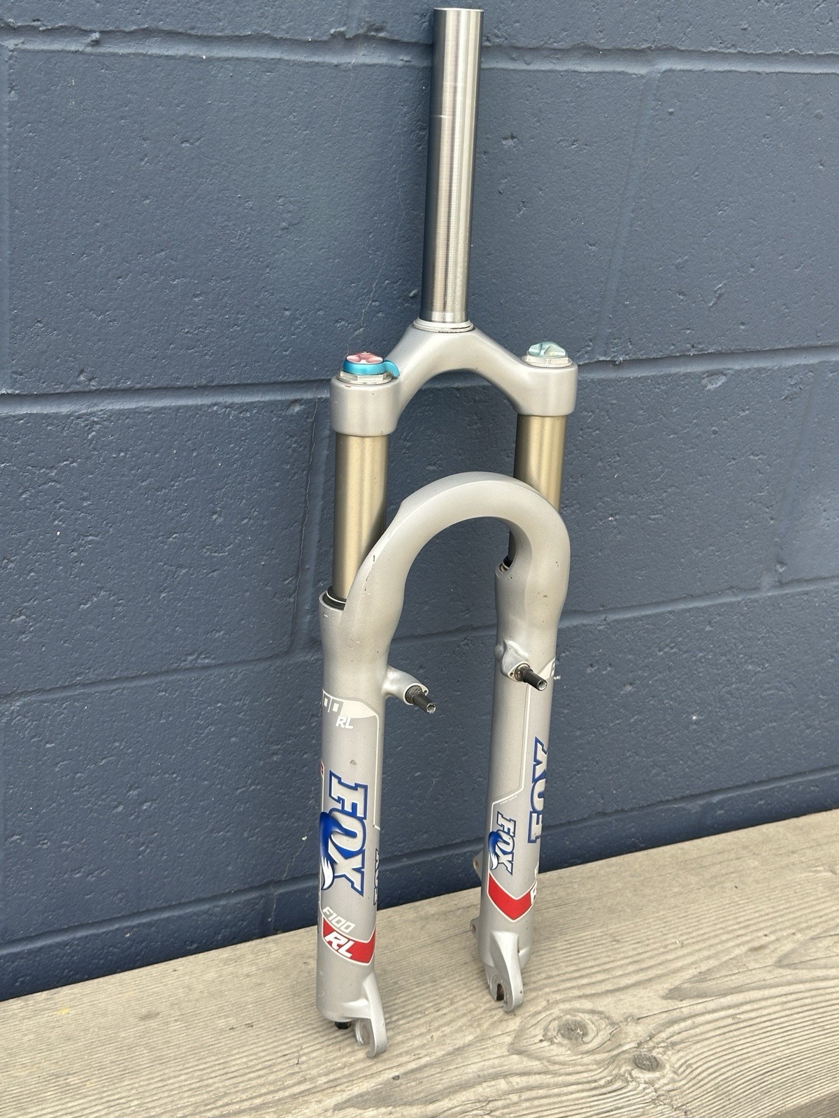 Fox F100 RL Fork 100mm 26in QR 1 1/8 Straight Steerer Disc V Brake MTB