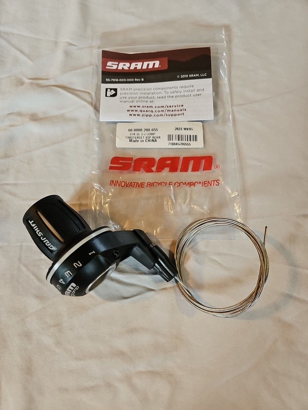 New SRAM Right Twist Shifter 3.0 Comp 8 Speed Rear Handlebar Clamp Black