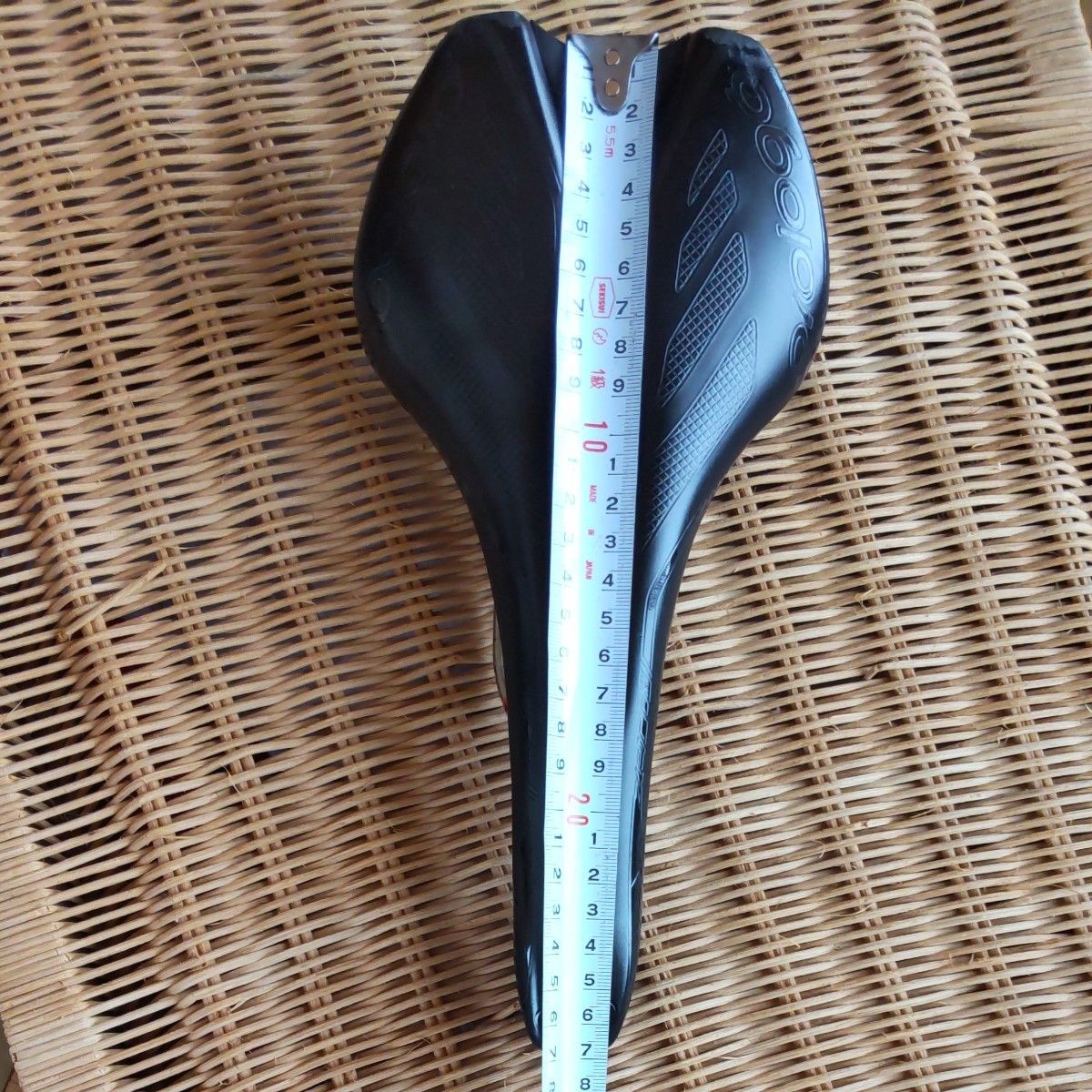 Road Bike Crossbelt Bicycle Saddle 13x27cm Used
