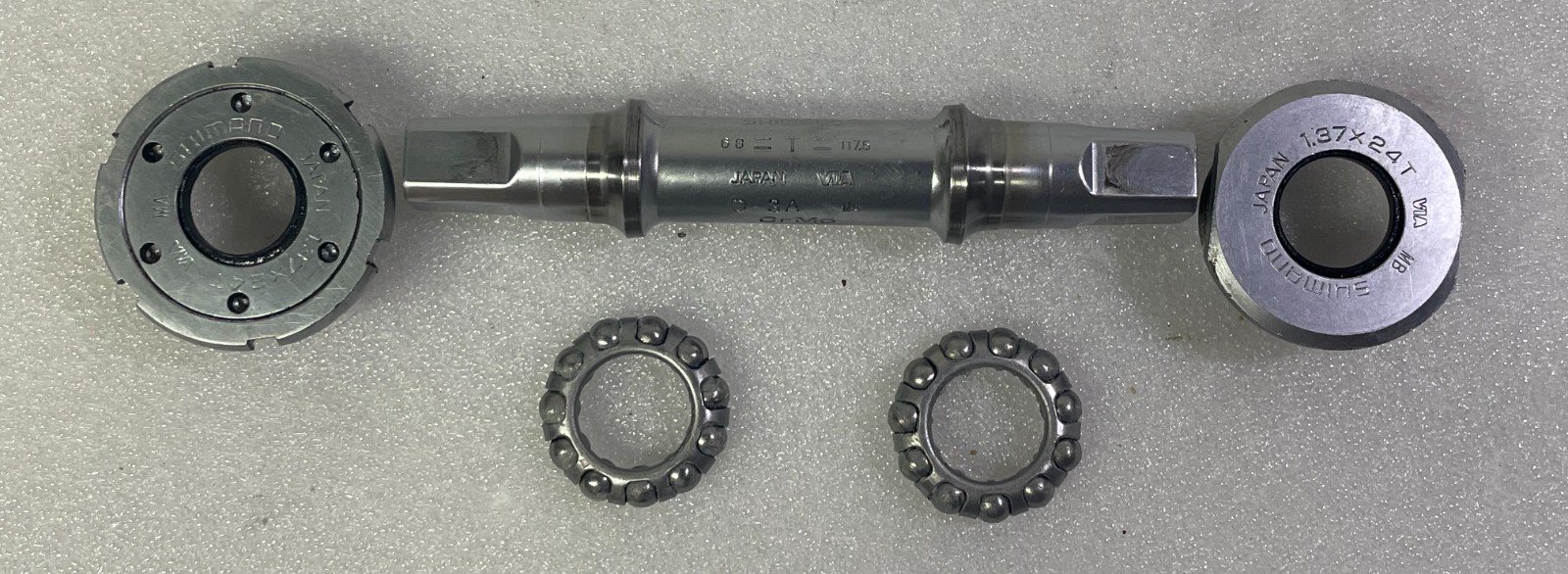 SHIMANO Deore XT FC-M730 Triple CRANKSET Biopace 50/44/28 170mm + Bottom Bracket