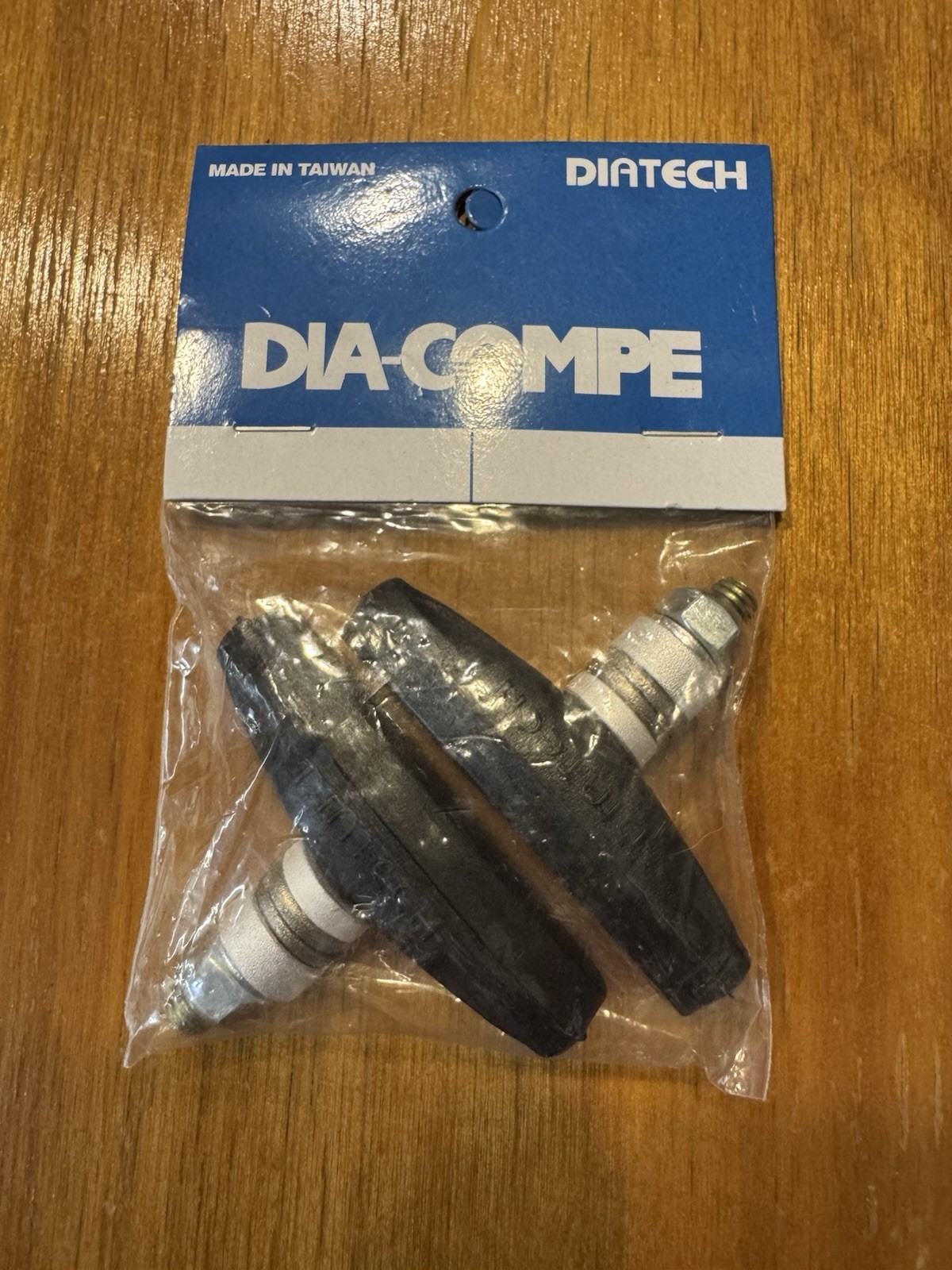 Dia-Compe Diatech Hombre threaded BMX bicycle brake pads – BLACK