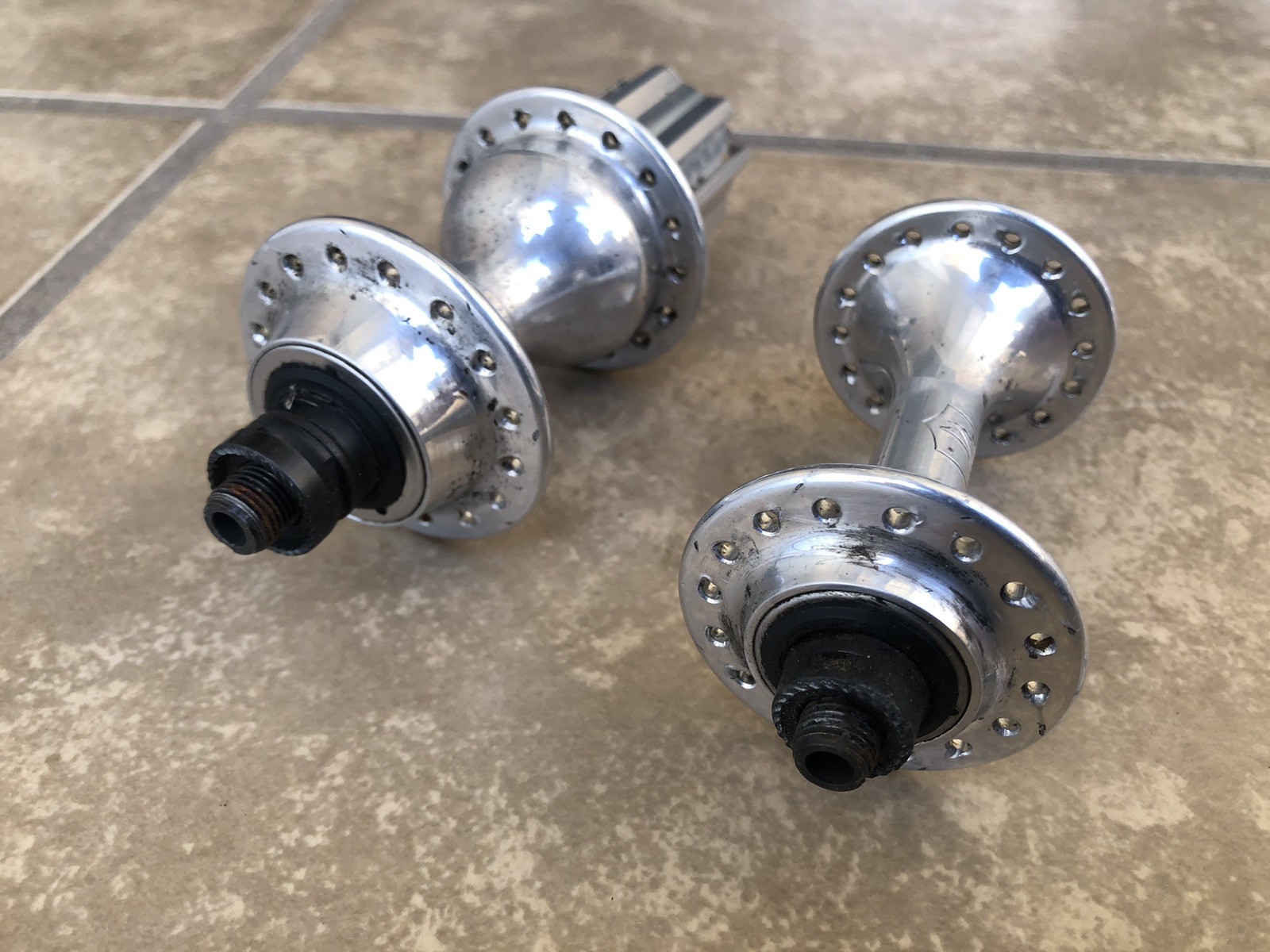 Campagnolo Veloce Hubset – 100mm/130mm – 32H – 9sp 10